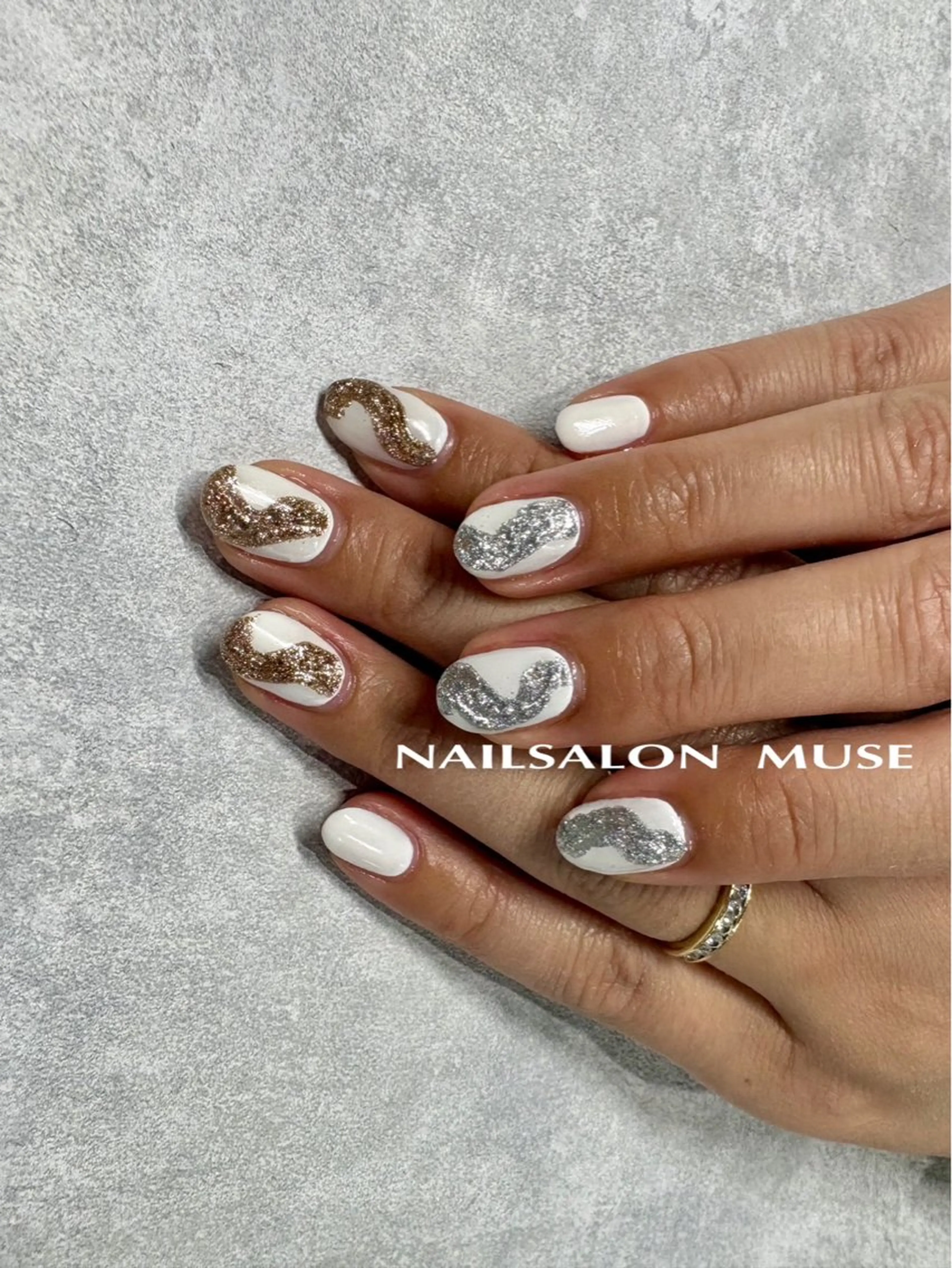 ネイル ジェルネイル マグネットネイル ミラーネイル ワンカラーネイル パラジェル Nail Salon MUSE    Aiのネイルデザイン