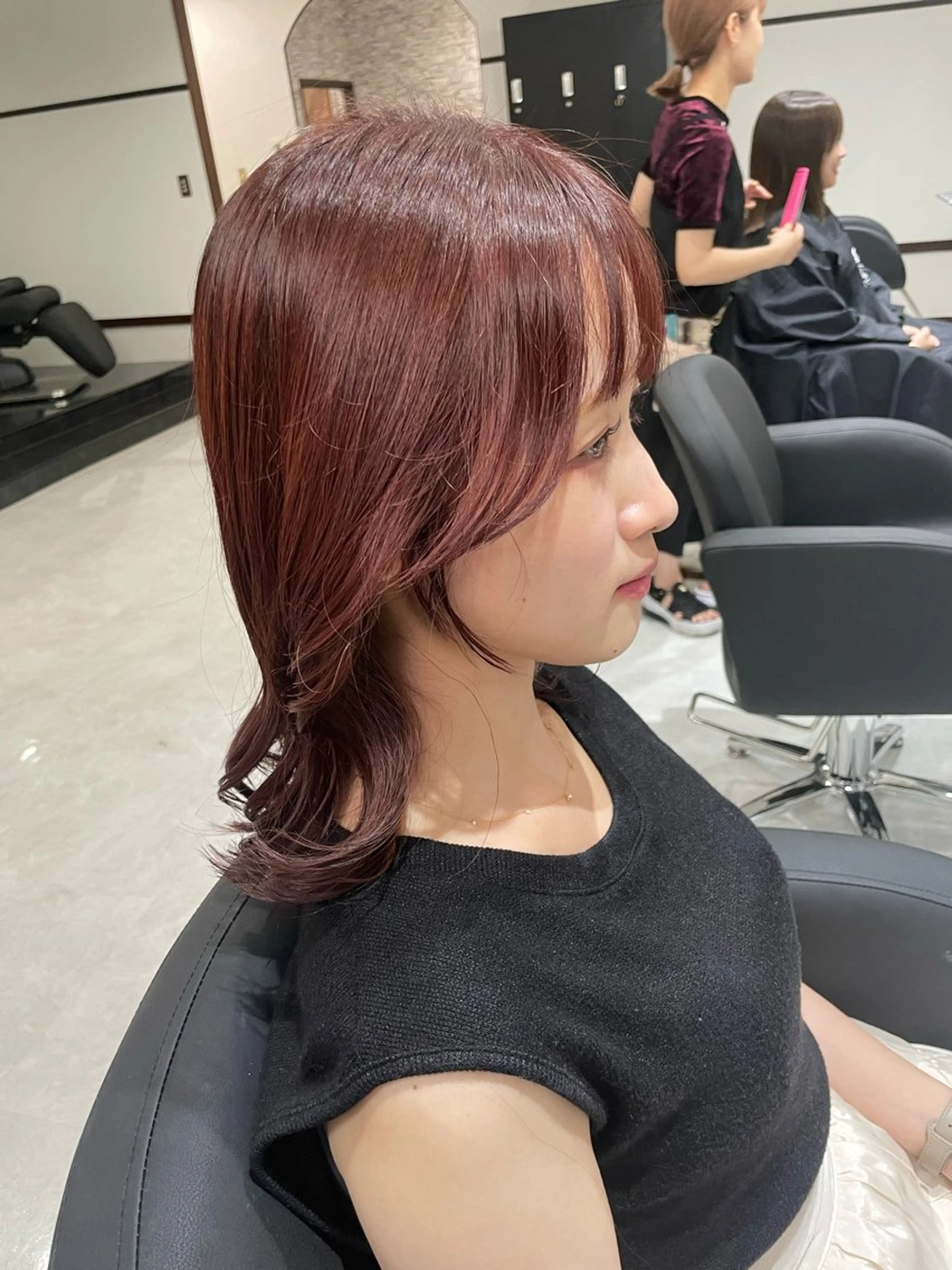 ミディアム 顔周りカット 小顔カット カット ヘアカラー トリートメント 寺本 早希のヘアスタイル