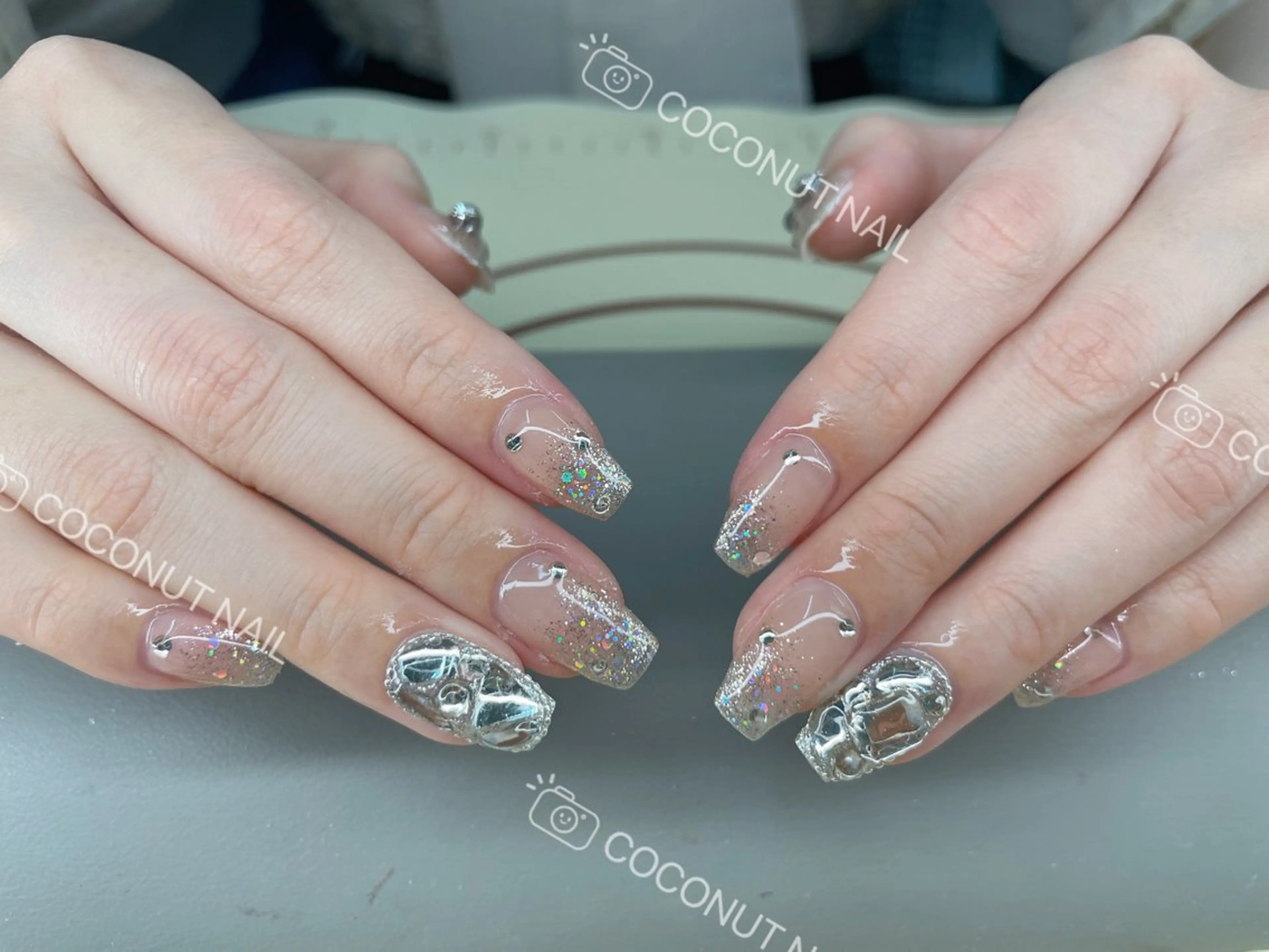 ネイル ハンドネイル 神田 ココナッツのネイルデザイン