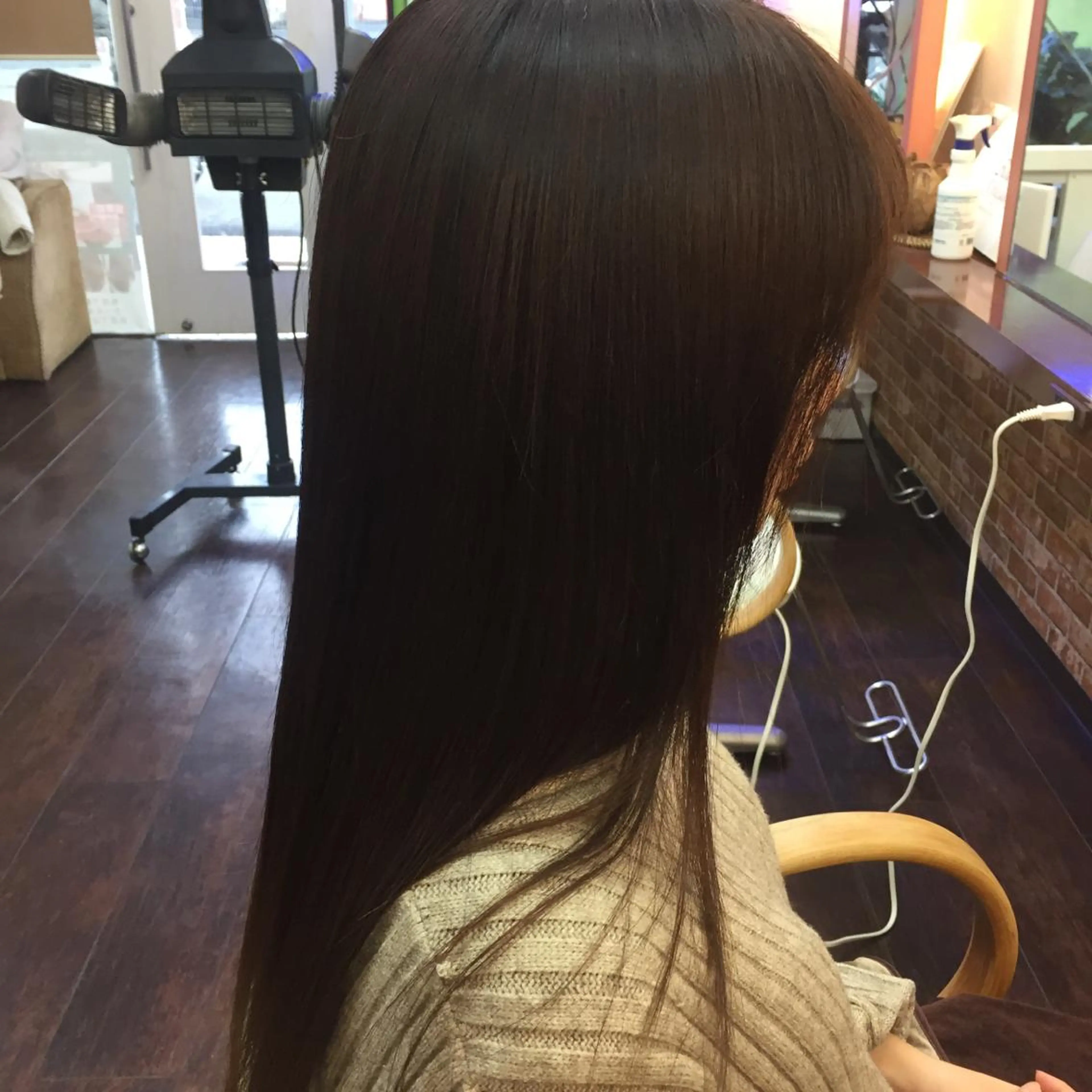 セミロング パーマ 桧山 真のヘアスタイル