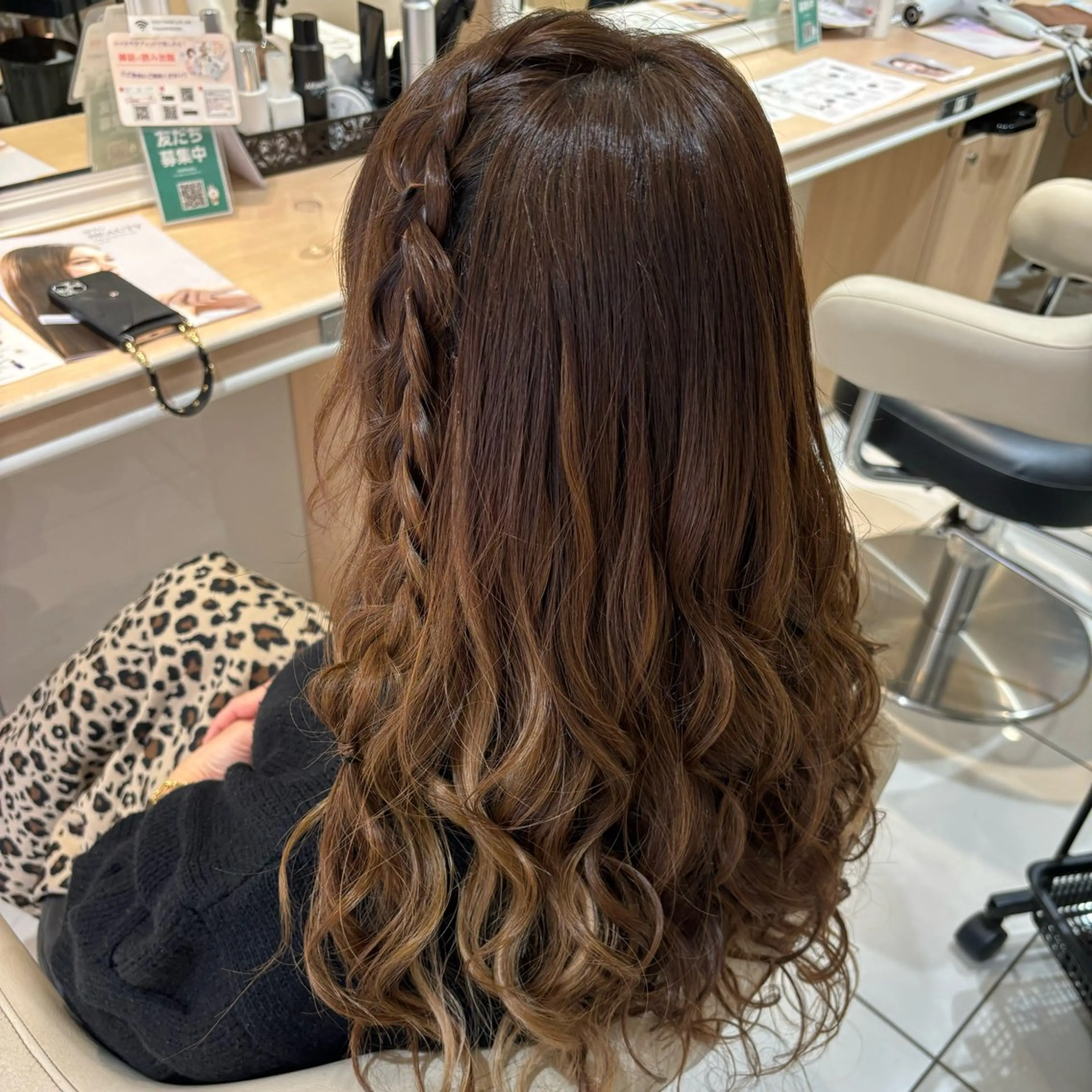 ロング ヘアアレンジ 宮永 璃沙のヘアスタイル