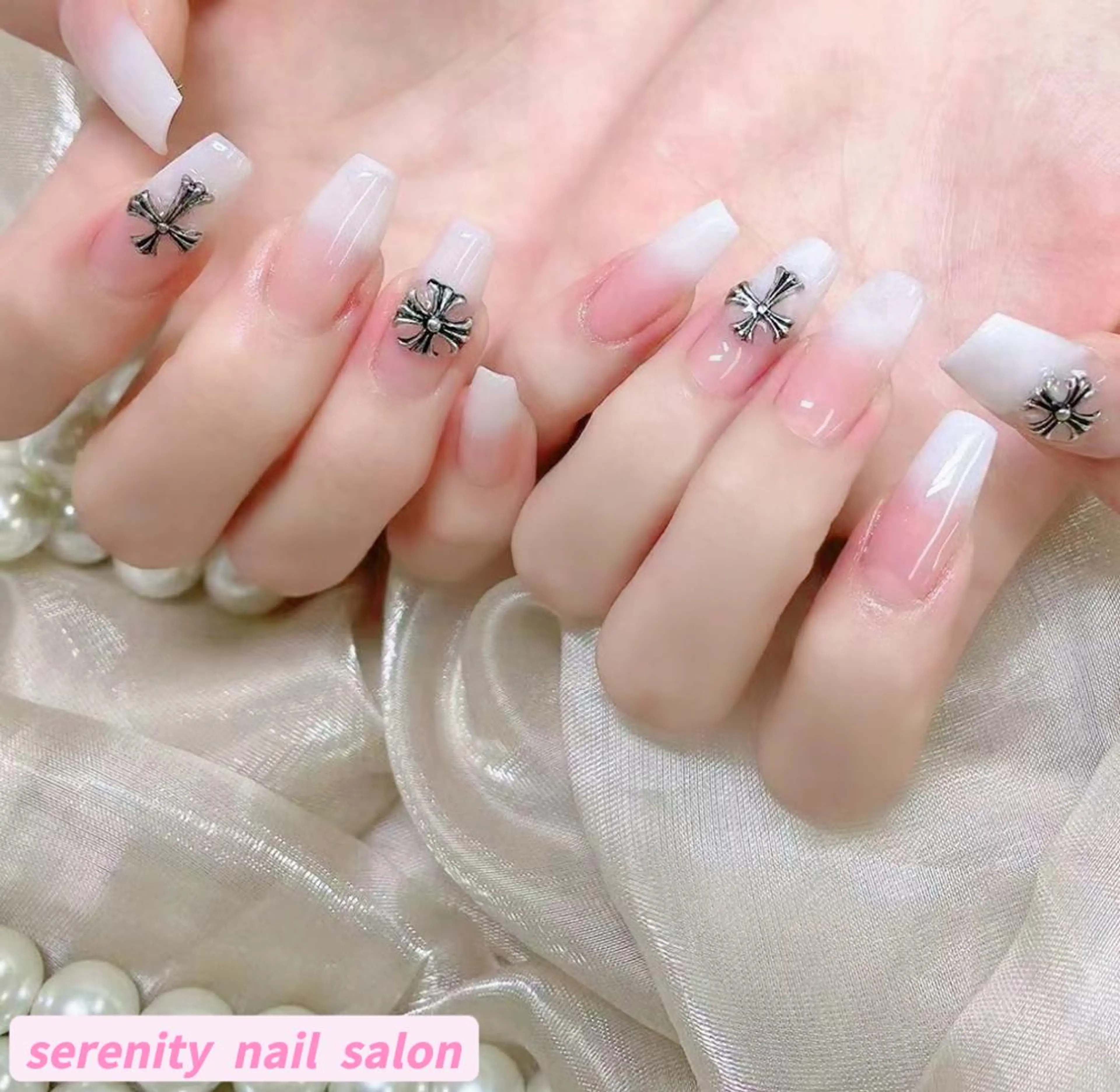 ネイル ハンドネイル ハンドケア ✨Serenity Nail salonのネイルデザイン