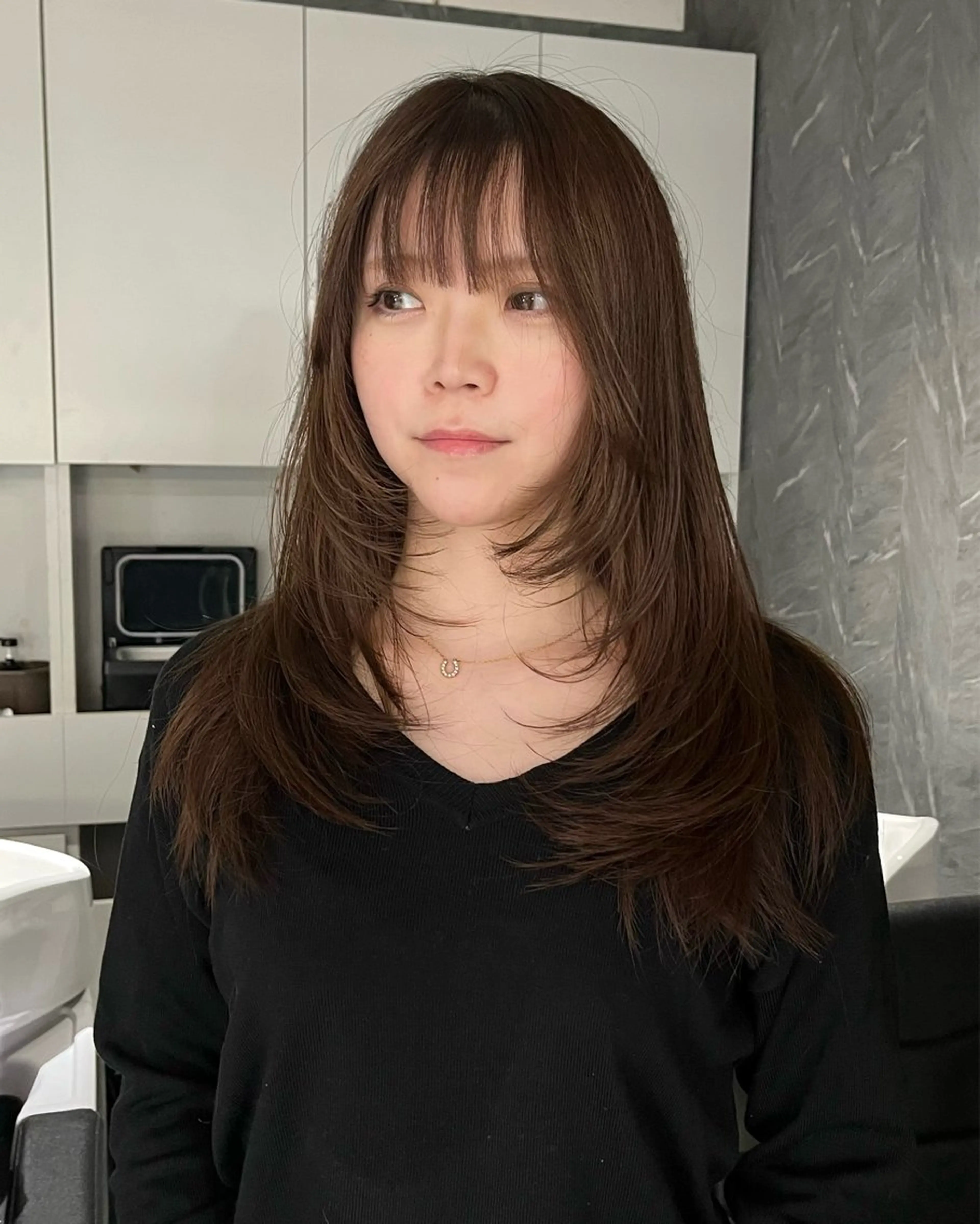 ロング レイヤーカット ハイトーンカラー ムラカミカイセイのヘアスタイル