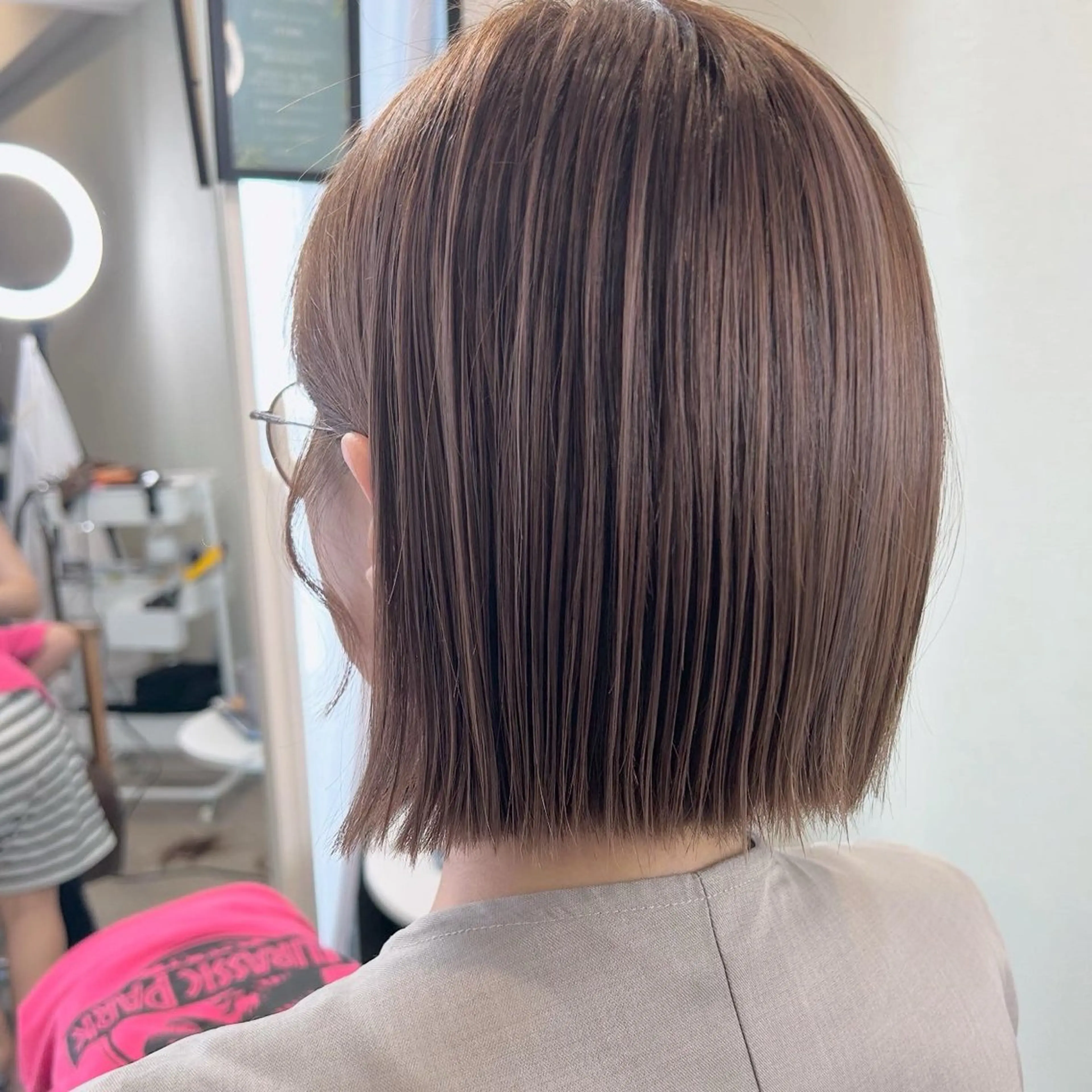 ショート 切りっぱなしボブ ボブ ハイライト カット ヘアカラー トリートメント Vivie.所属・新都心個室サロン/ 古波蔵美奈のヘアスタイル