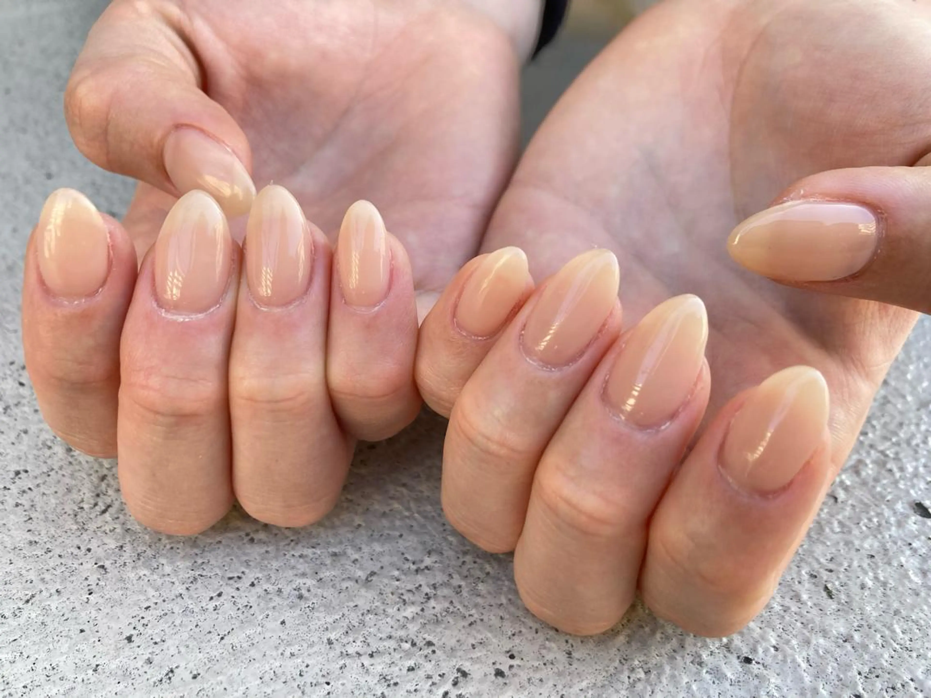 ミディアム ネイル ハンドネイル ✴︎ Delightのネイルデザイン