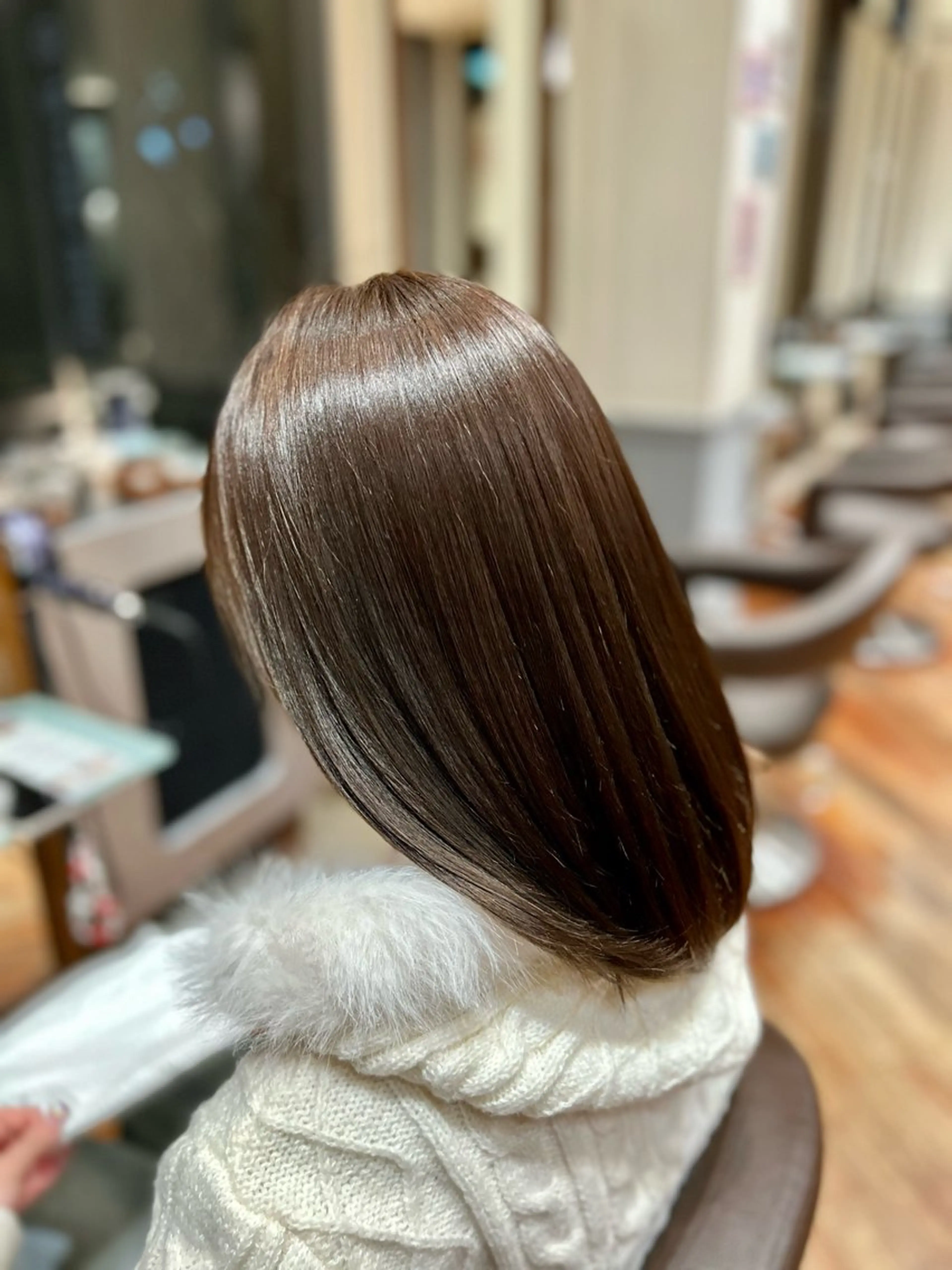 ミディアム カラー 多賀 亮真のヘアスタイル