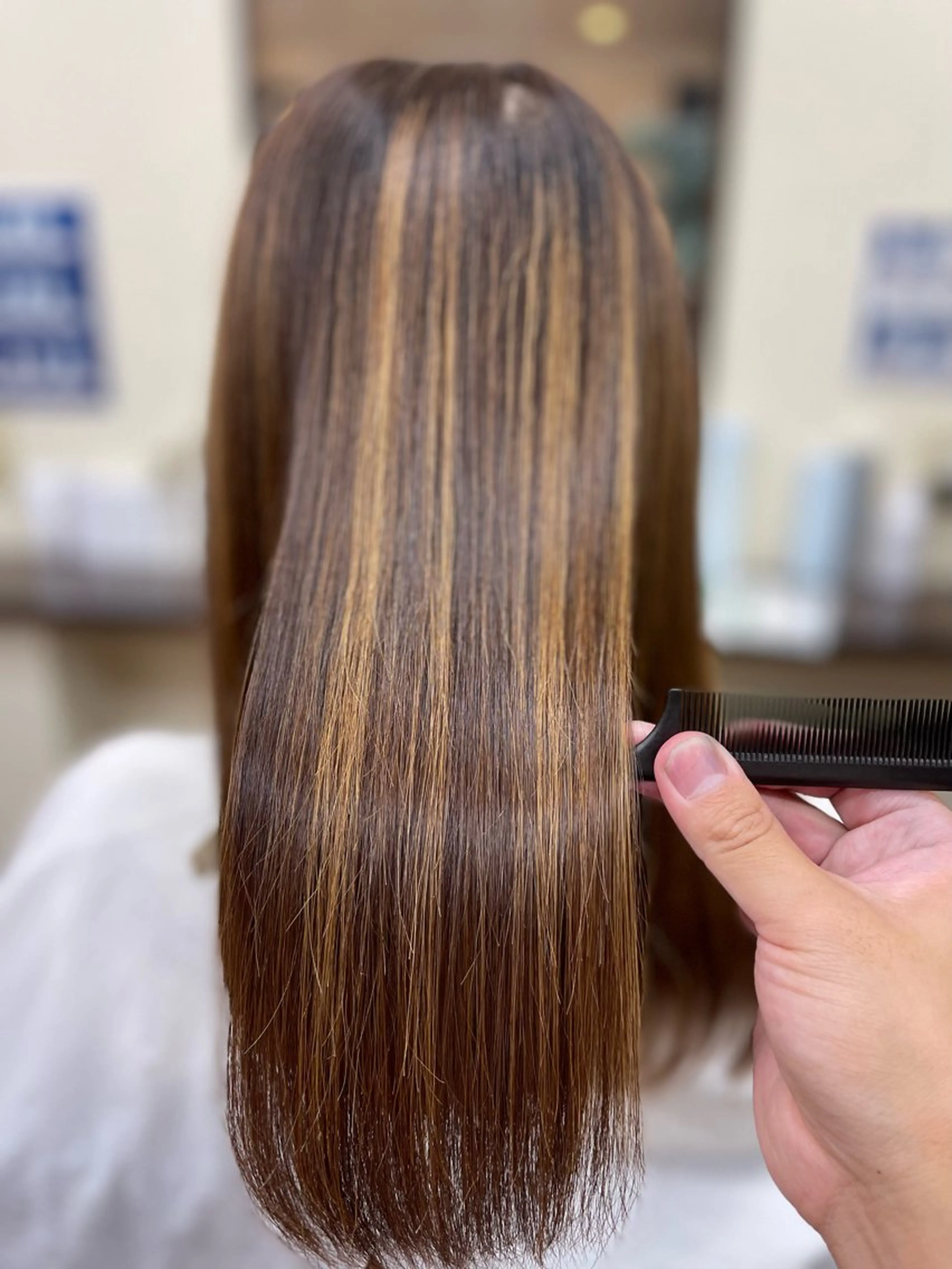 ミディアム ハイライト カット ヘアカラー 田中 就のヘアスタイル