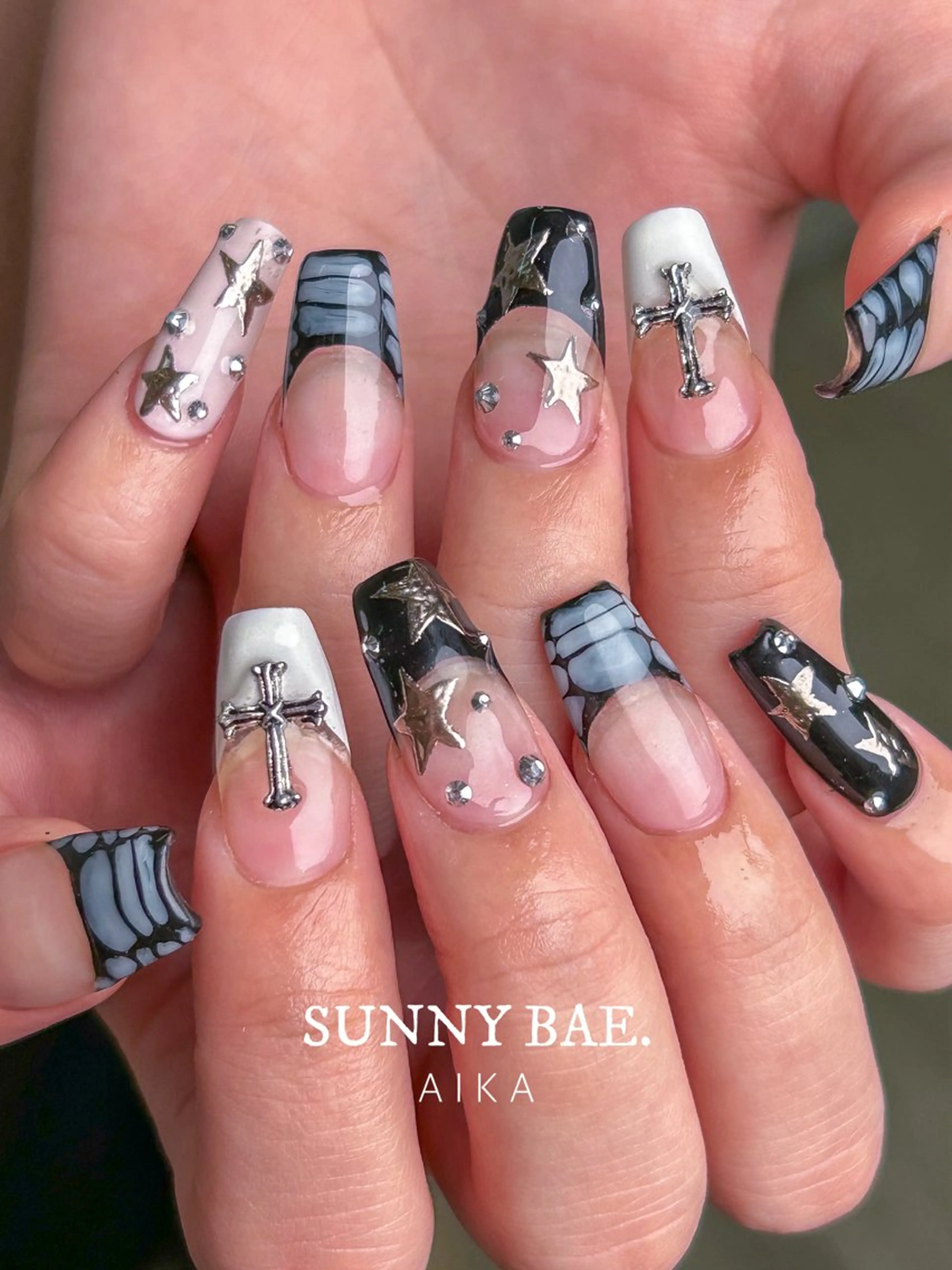 ネイル ロングネイル スカルプネイル Made By AIKAのネイルデザイン