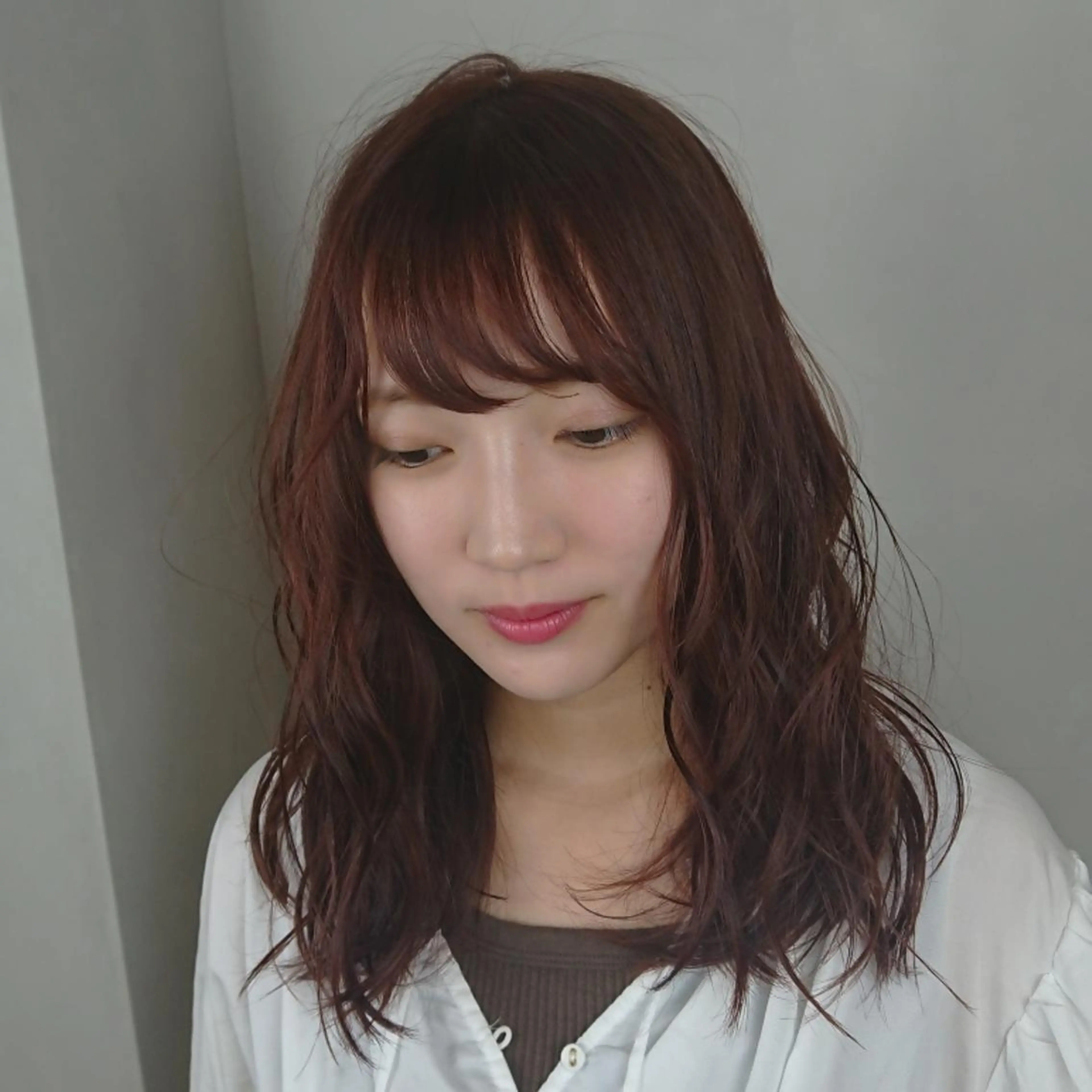 ミディアム カラー カシス ピンクカラー 田邉 俊和のヘアスタイル