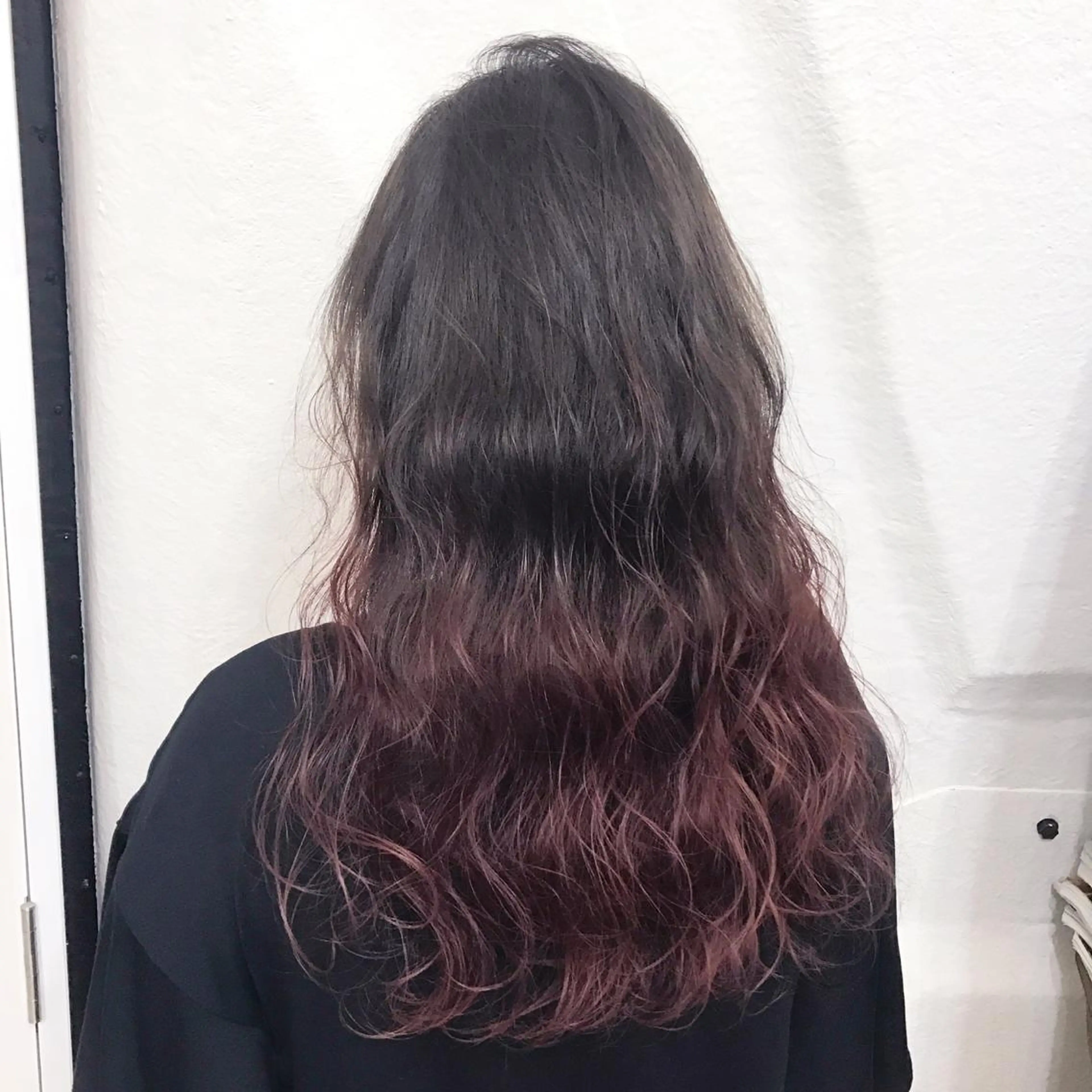 カラー ブリーチ グラデーションカラー ピンクカラー バイオレットカラー K-POP好き美容師 🇰🇷Kai.Yのヘアスタイル