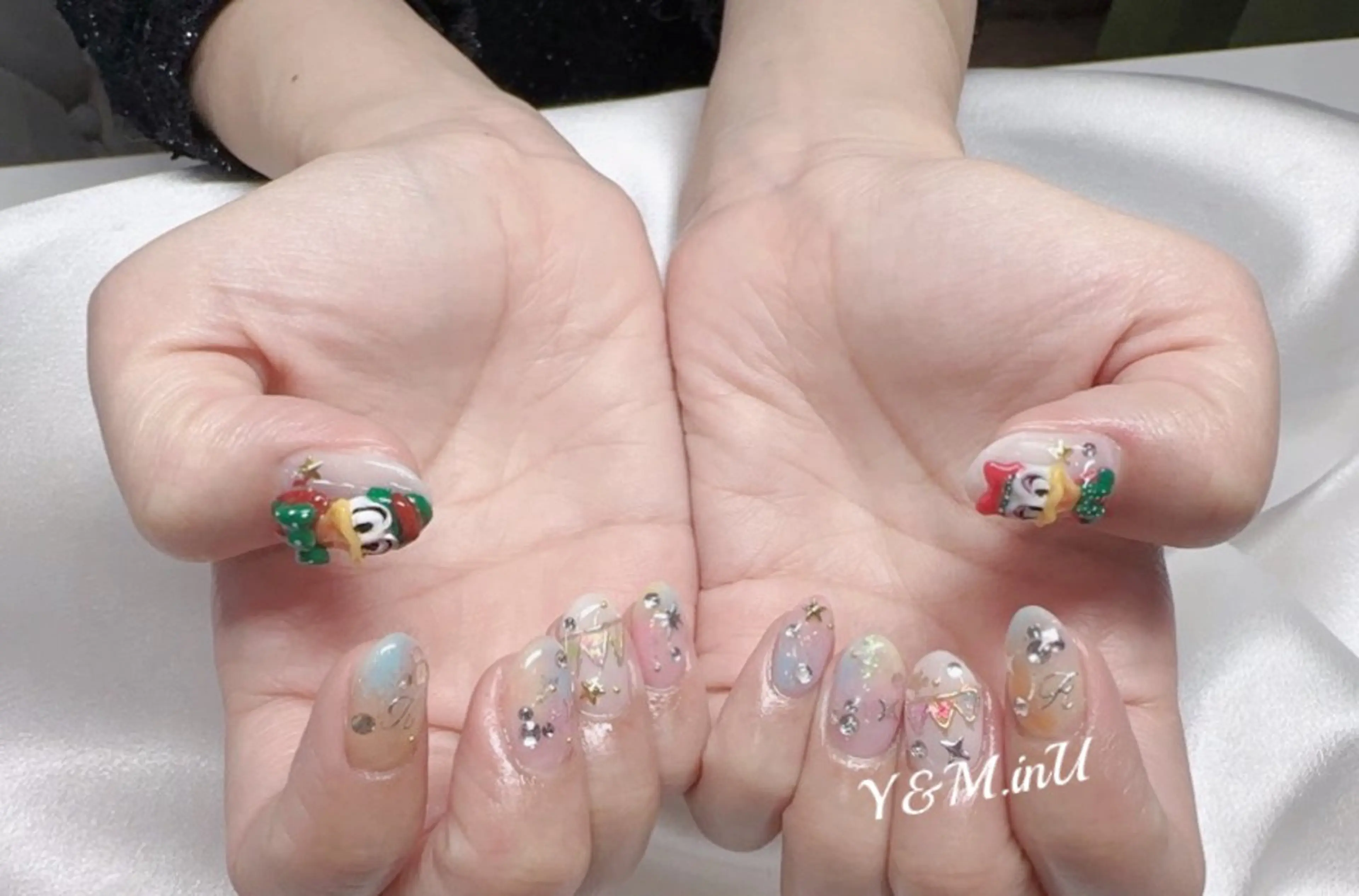 ネイル Ui_Amor (パラジェル)のネイルデザイン