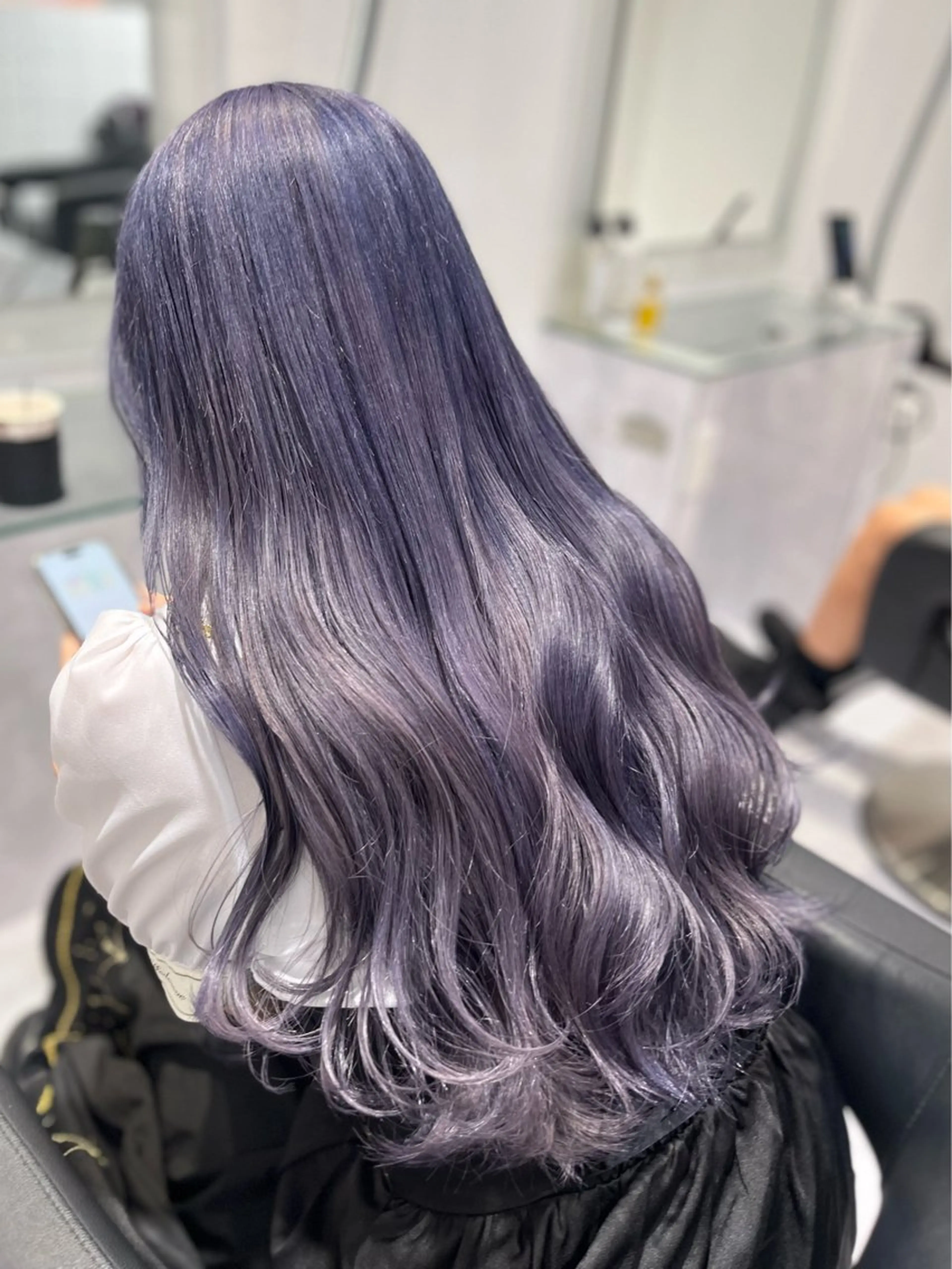 ロング ヘアカラー 🫧うる艶トレンド 🫧透明感カラーのヘアスタイル