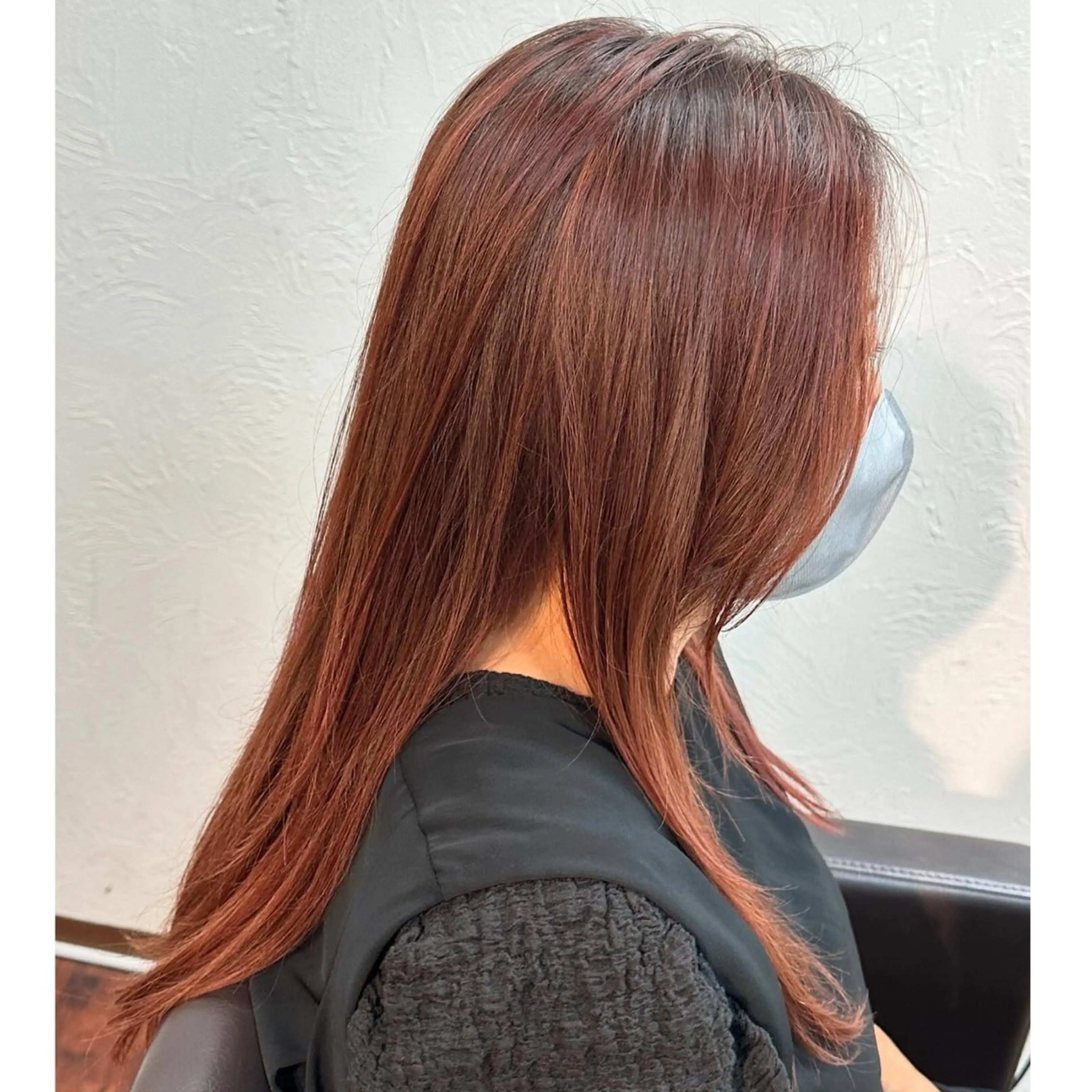 ロング カラー 三原 友美のヘアスタイル