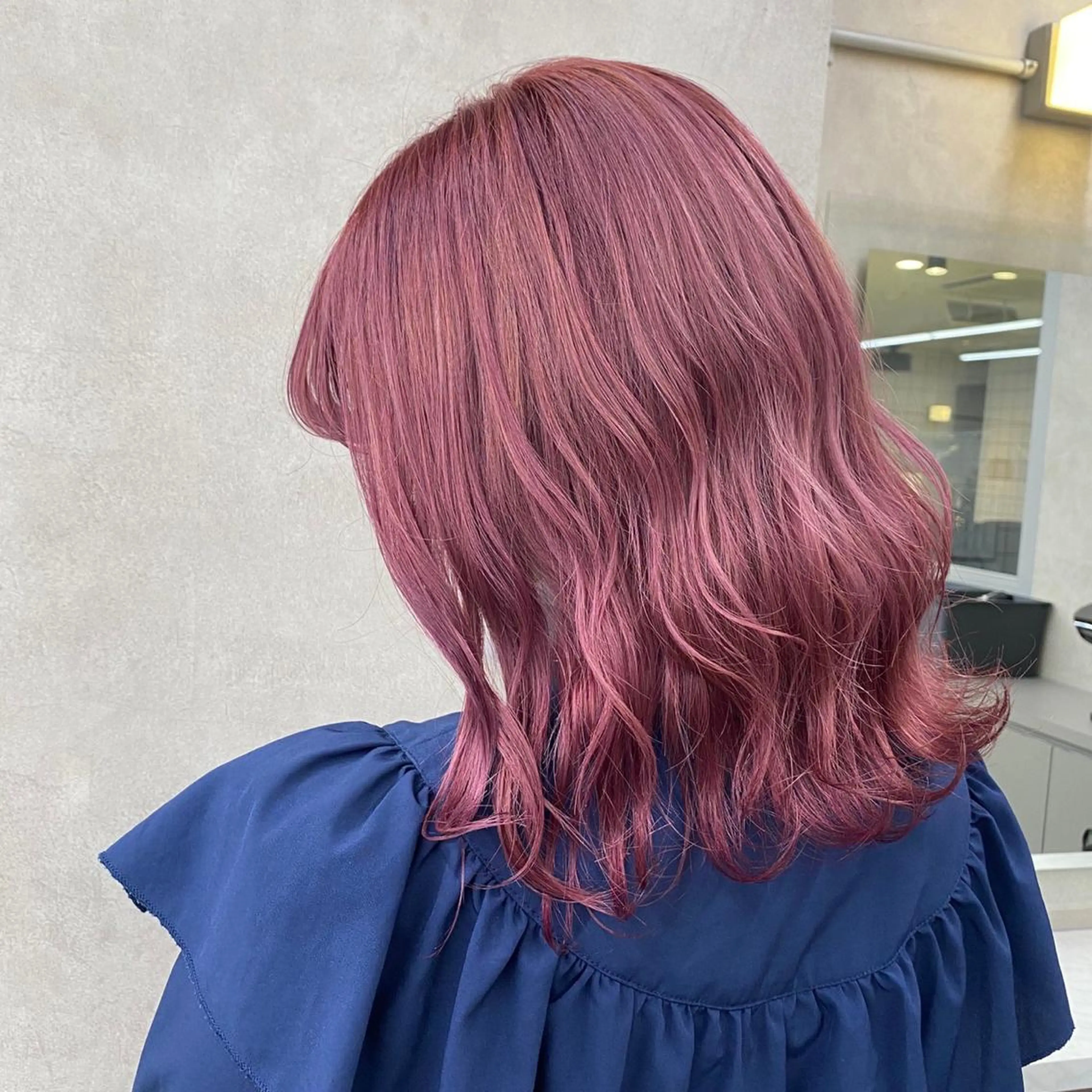 セミロング カラー ヘアアレンジ 🩰透明感カラー♡ UTA🩰のヘアスタイル