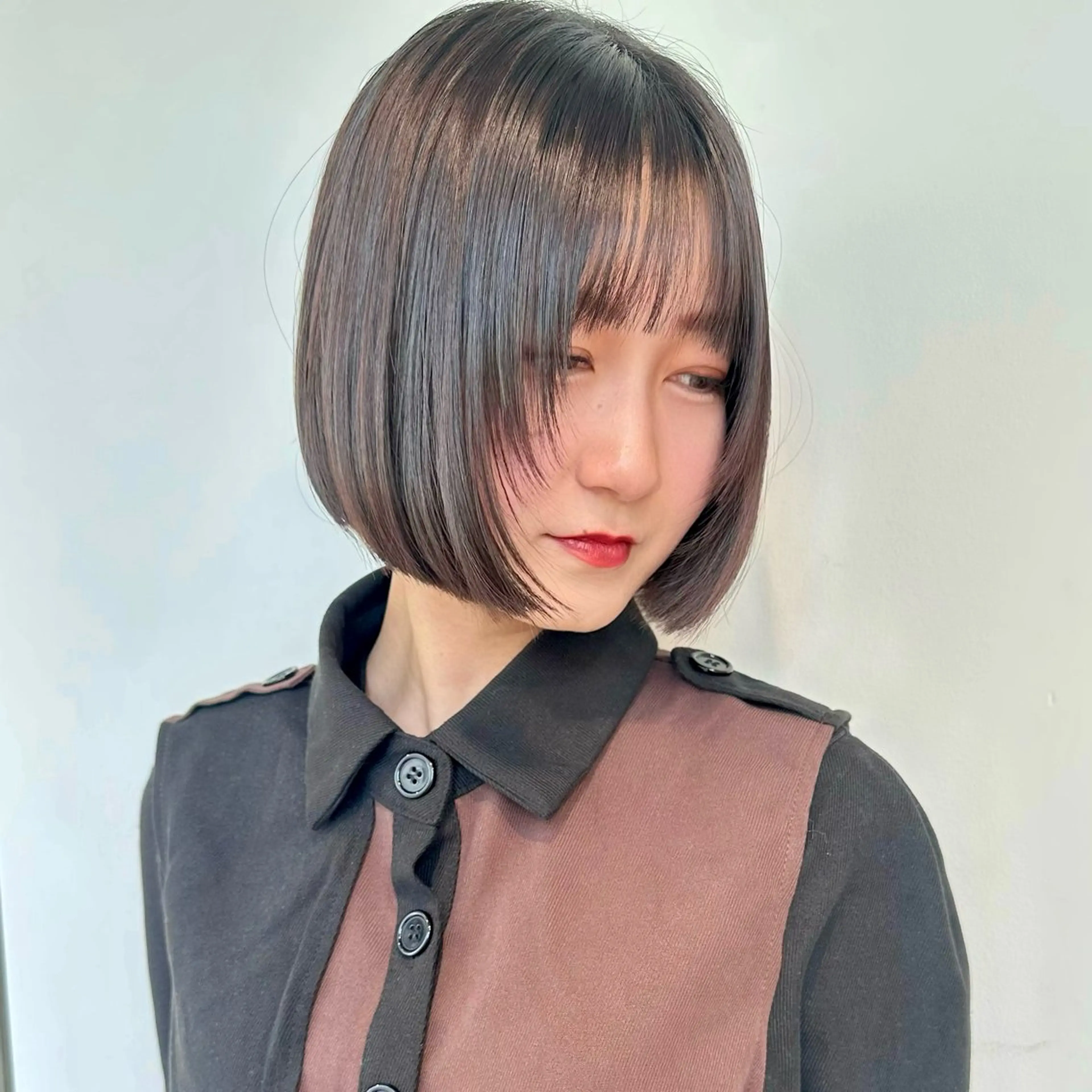 ミディアム カラー カット ヘアカラー トリートメント ブリーチなし/レイヤ ー特化🌈Tommyのヘアスタイル