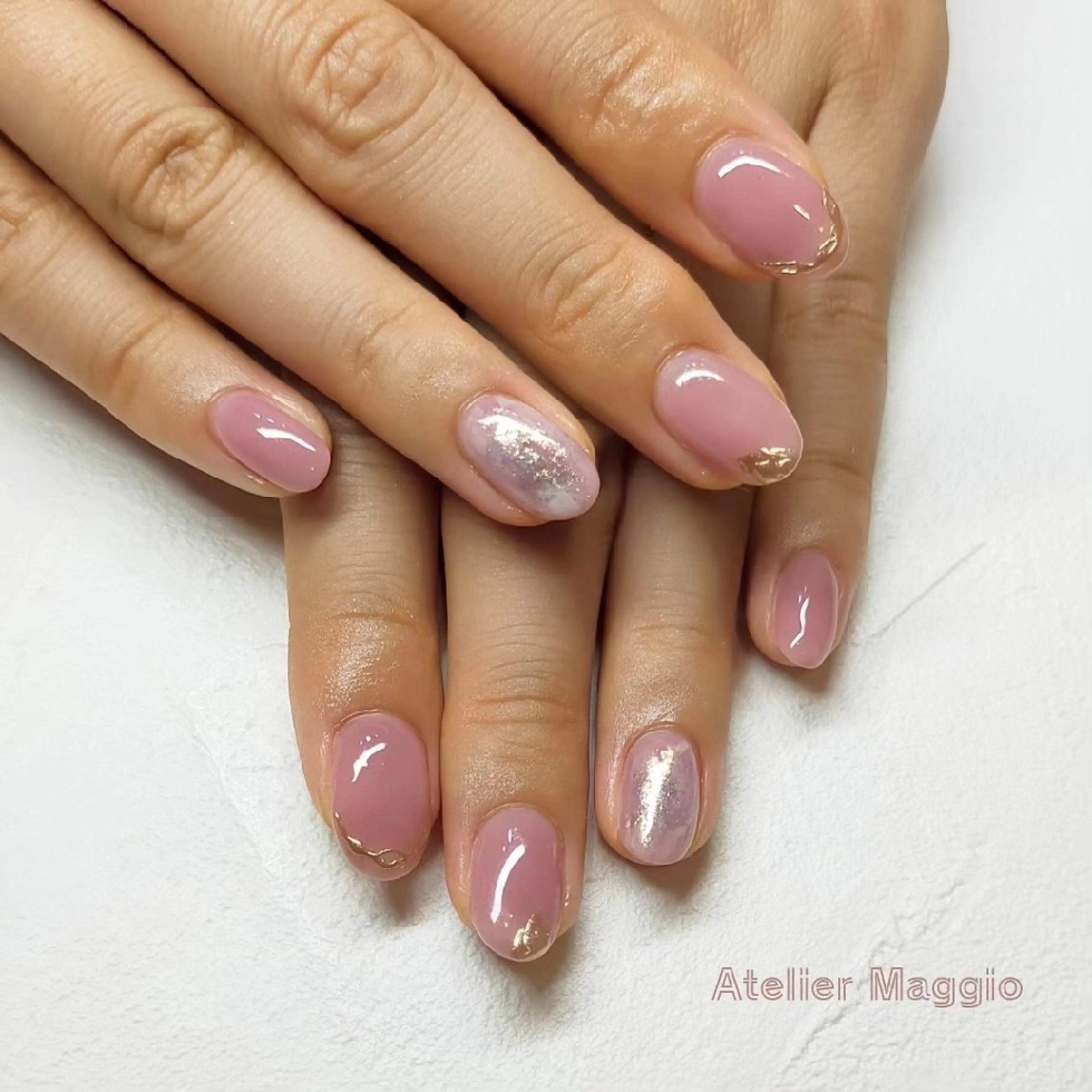 ネイル ミラーネイル ニュアンスネイル ハンドネイル アトリエマッジョ madokaのネイルデザイン