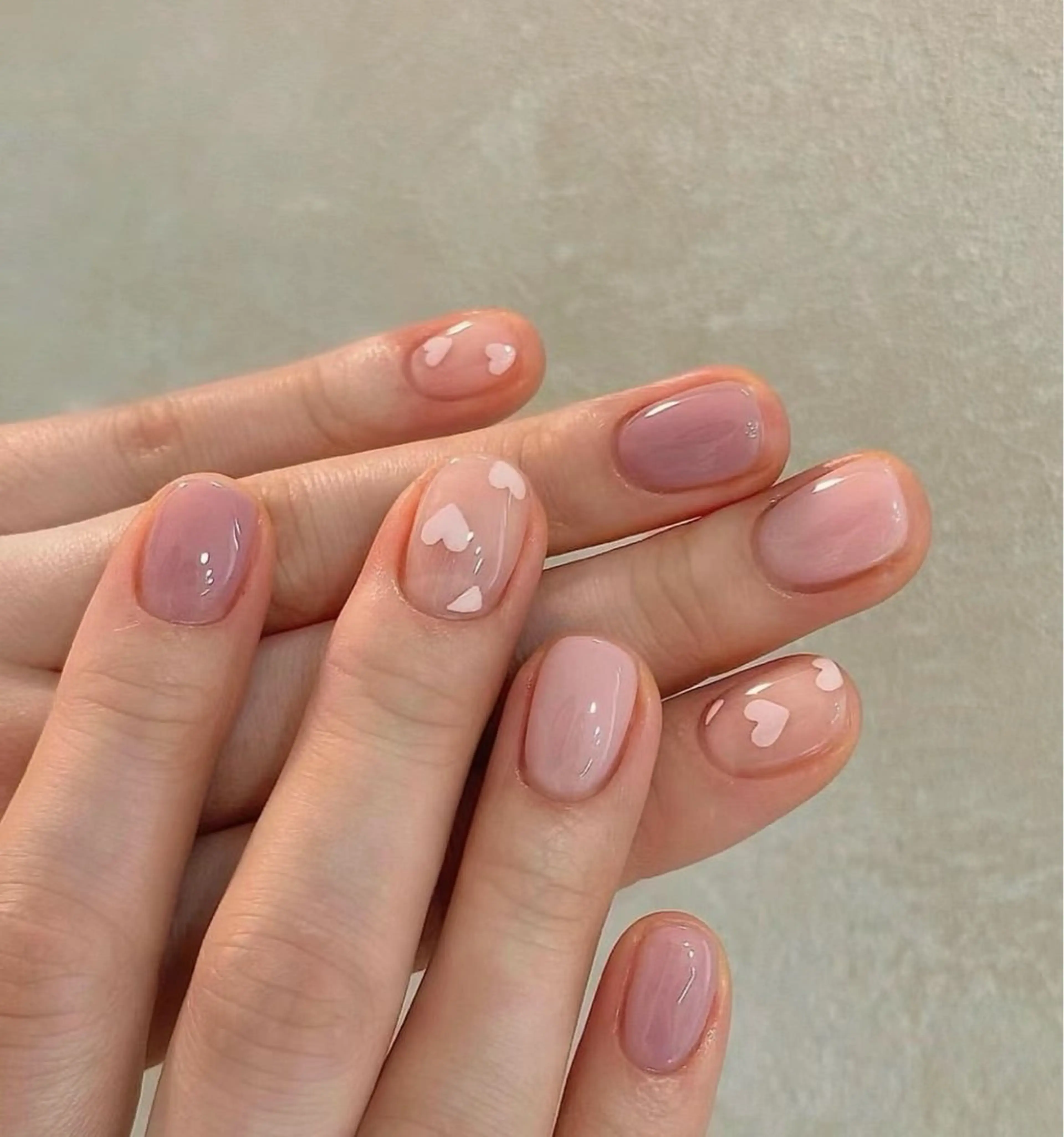 ネイル 長さ出し フットネイル フレンチネイル ジェルネイル ガラスフレンチ ハンドネイル ハンドケア More Glam渋谷店のネイルデザイン