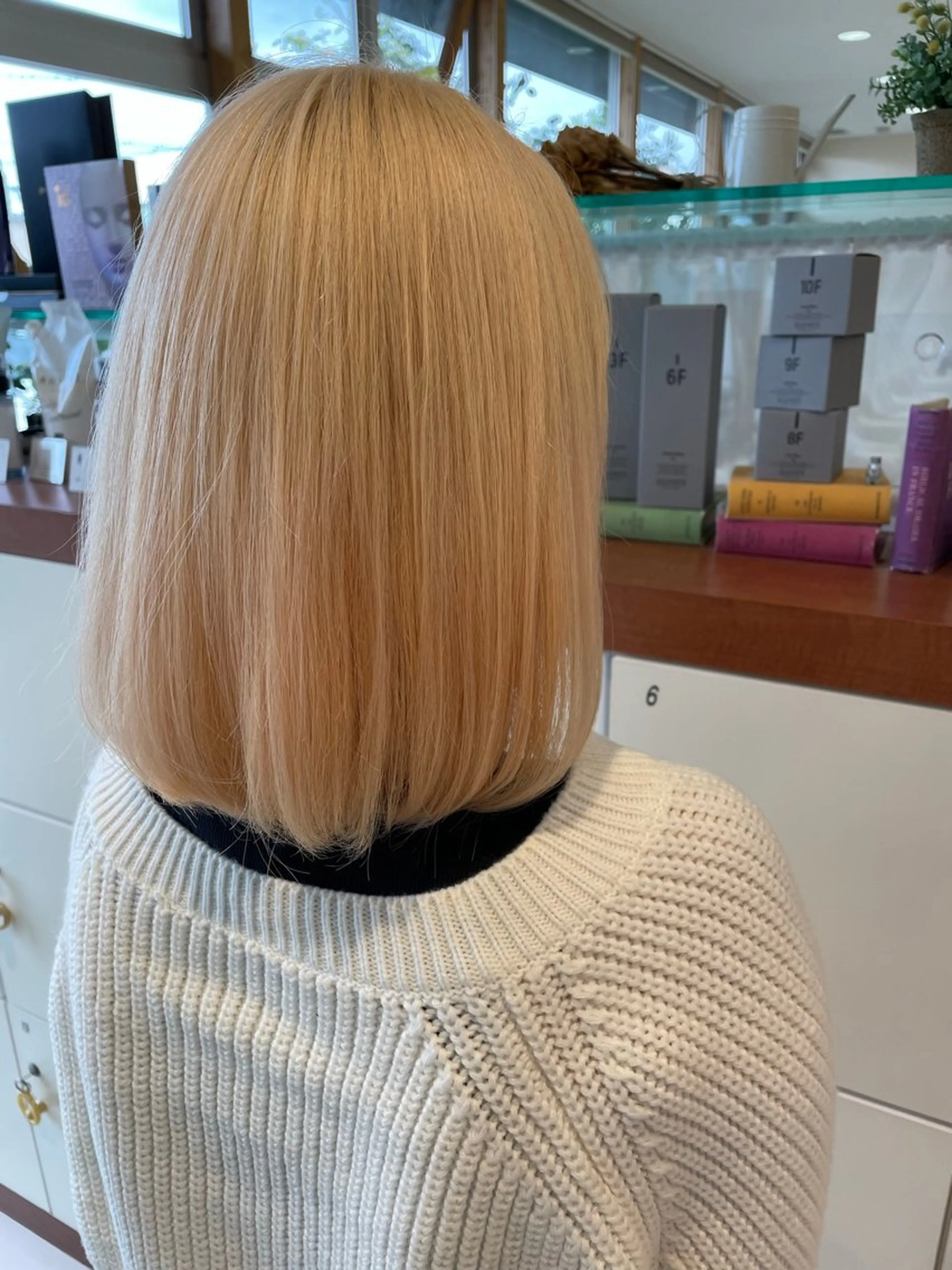 ミディアム カット ヘアカラー トリートメント 日置 大智のヘアスタイル