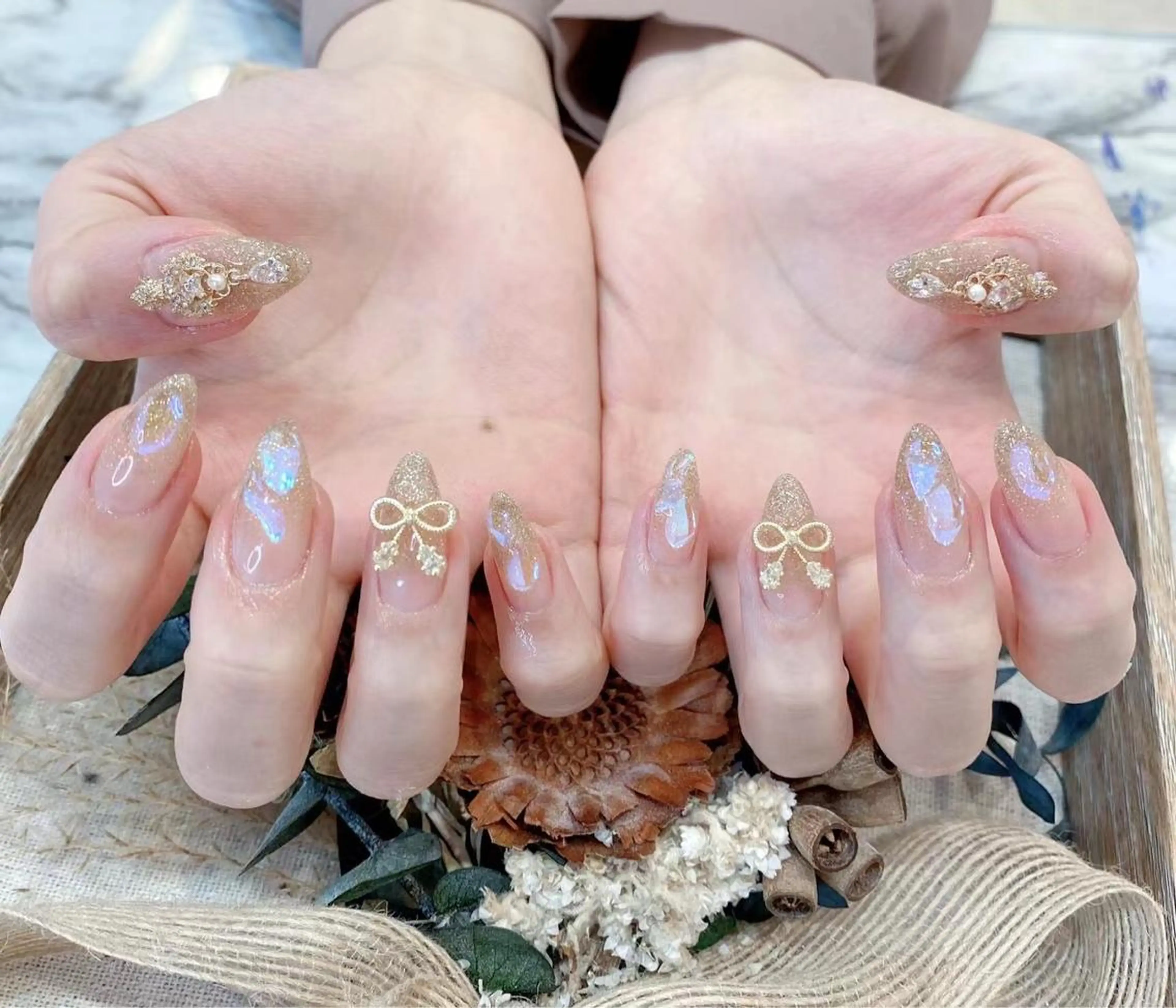 ネイル カジュアル ゴールド babarla Nailのネイルデザイン