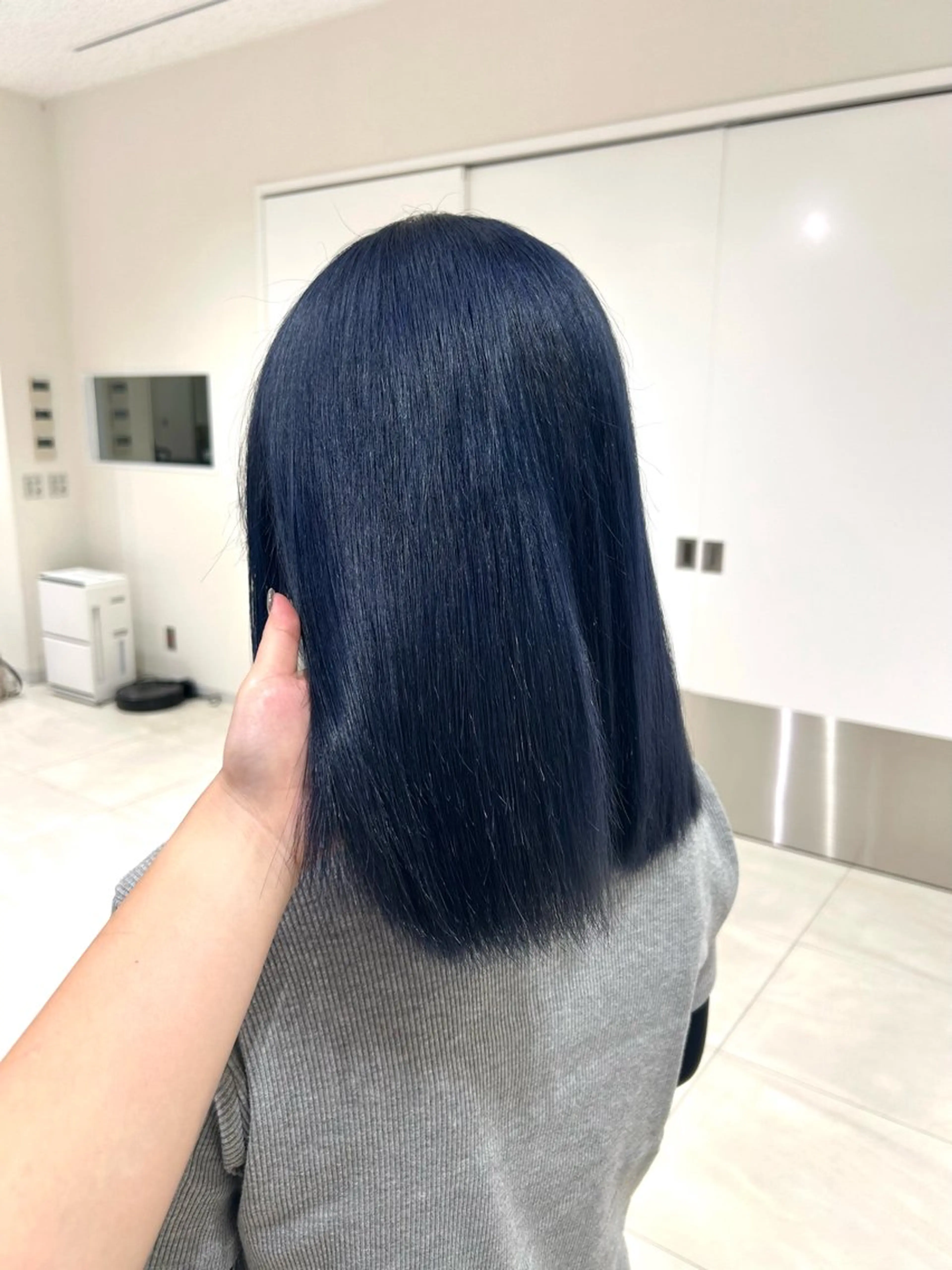 カラー ブリーチ hina duulのヘアスタイル