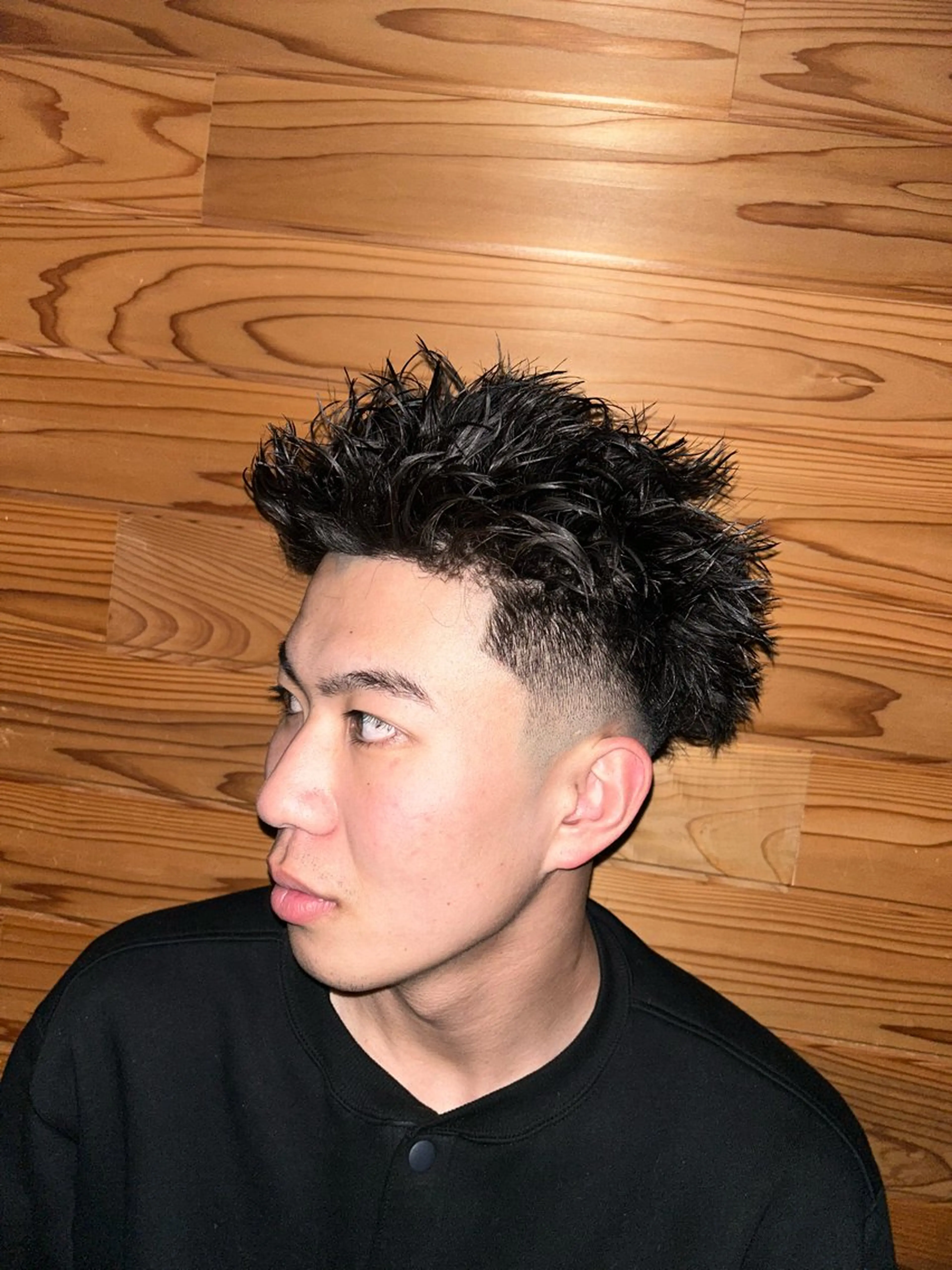 ショート パーマ メンズ フェードカット 仙庭 風輝のヘアスタイル