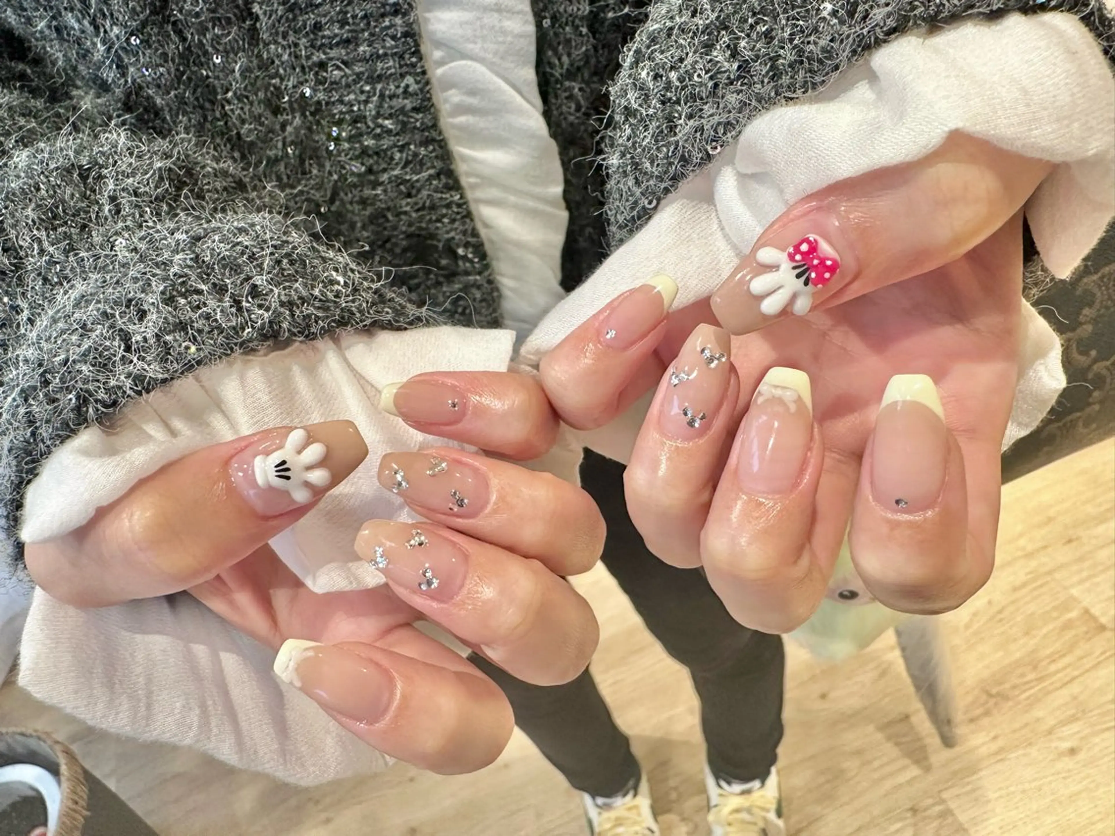 ネイル ハンドネイル 痛ネイル🩶推し活 🤍店長sagawaのネイルデザイン