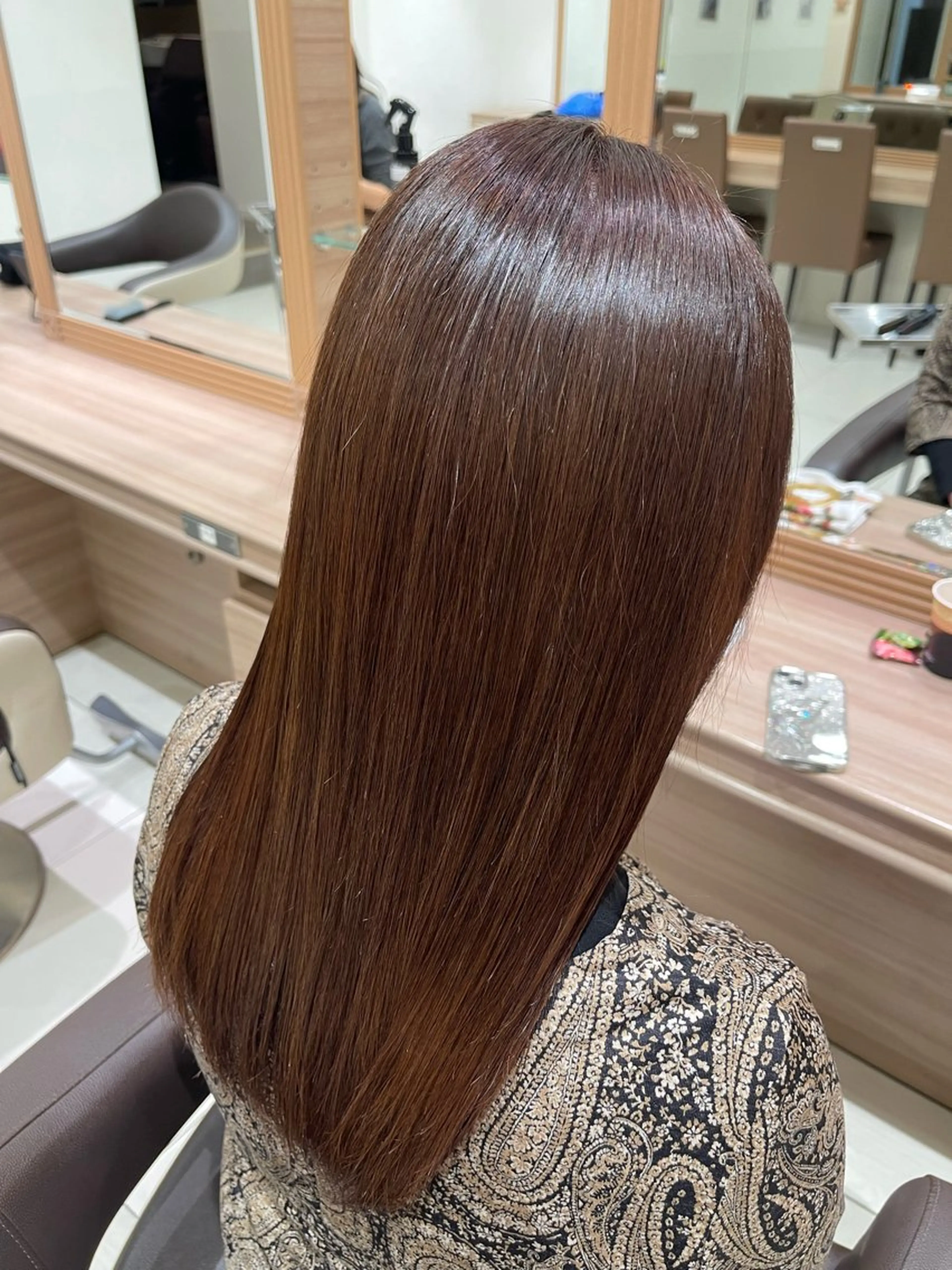 セミロング ヘアカラー ash 十日市場 yuzuki 🎀のヘアスタイル