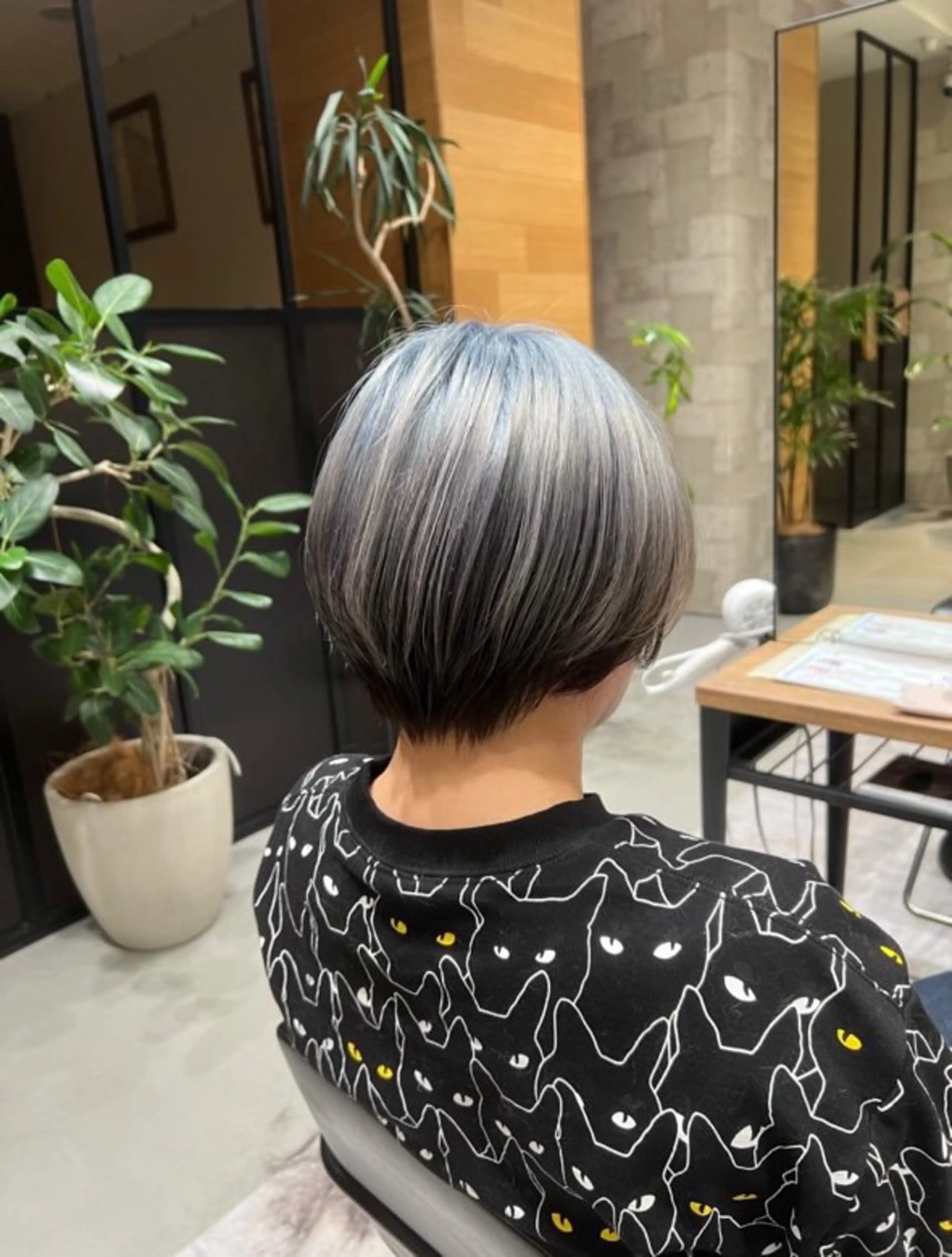 ショート カラー ブルーカラー ブルーパープル グラデーションカラー パープルカラー カットモデル無料✨ 募集中✂️みなみ♥️のヘアスタイル