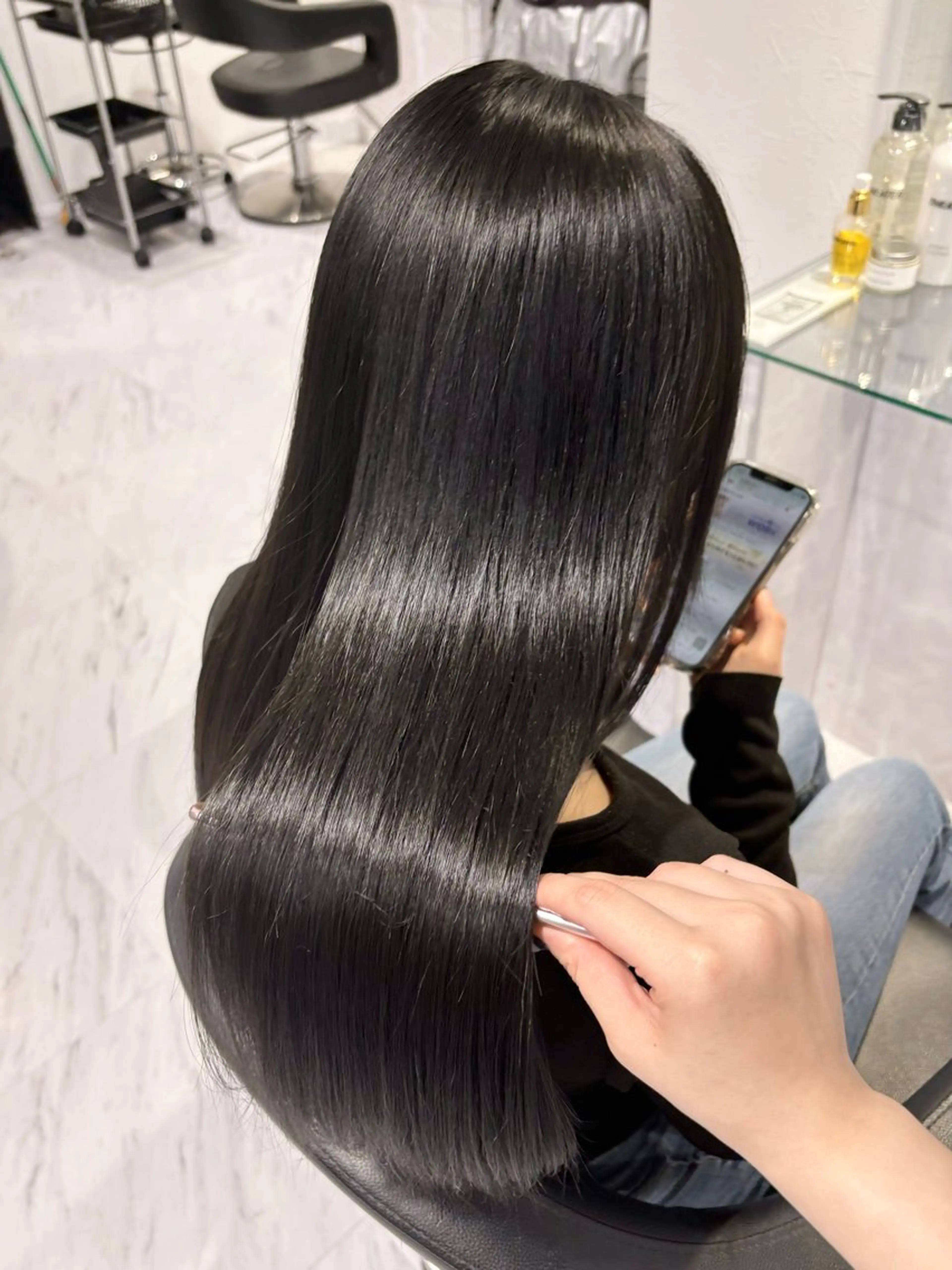 ロング カラー ダークグレー ダークグレージュ グレージュ 表参道♡暗髪♡ 艶カラー♡アユミのヘアスタイル