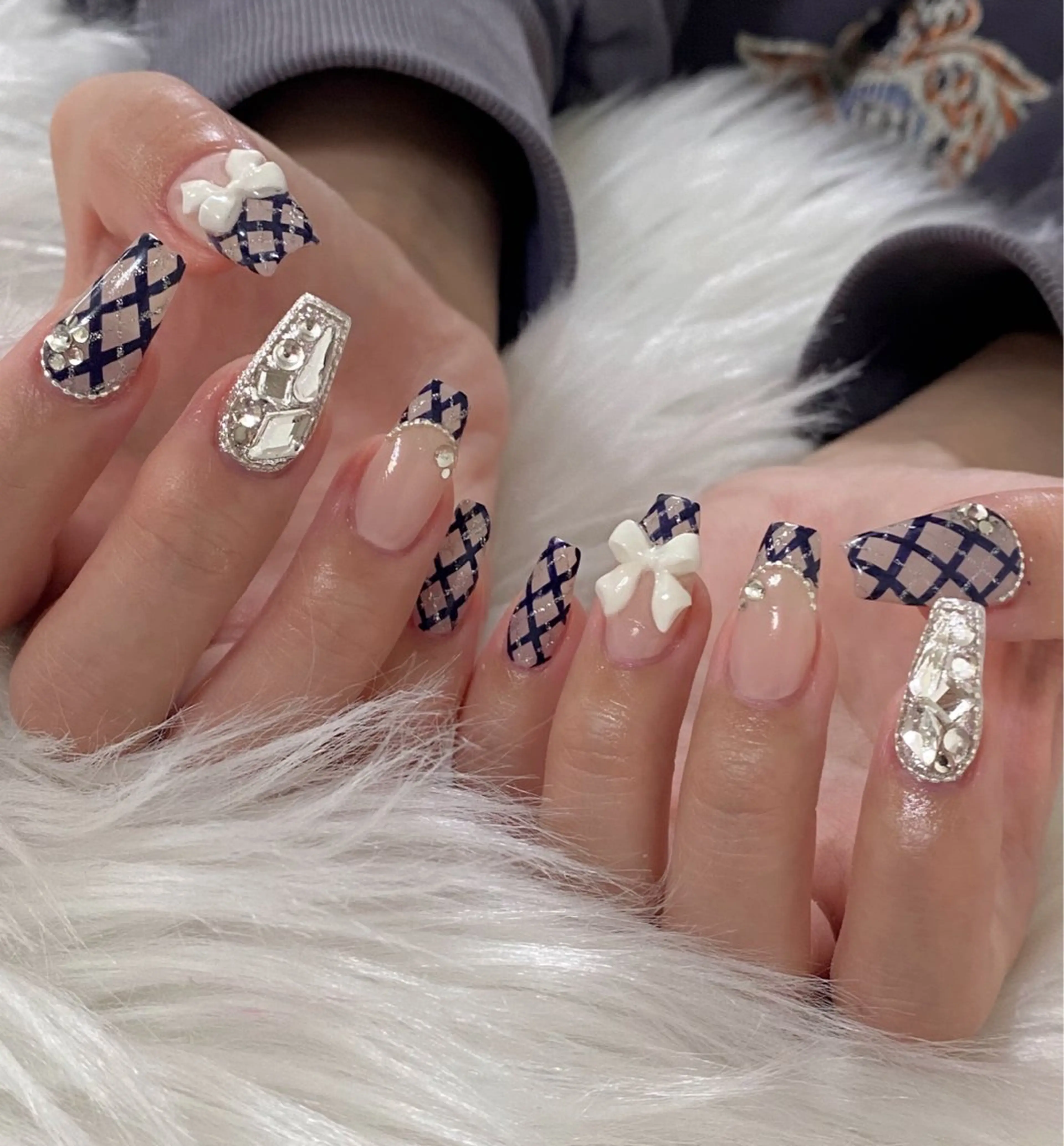 ネイル ハンドネイル Bitty/ SENA⋆˙⟡ —のネイルデザイン