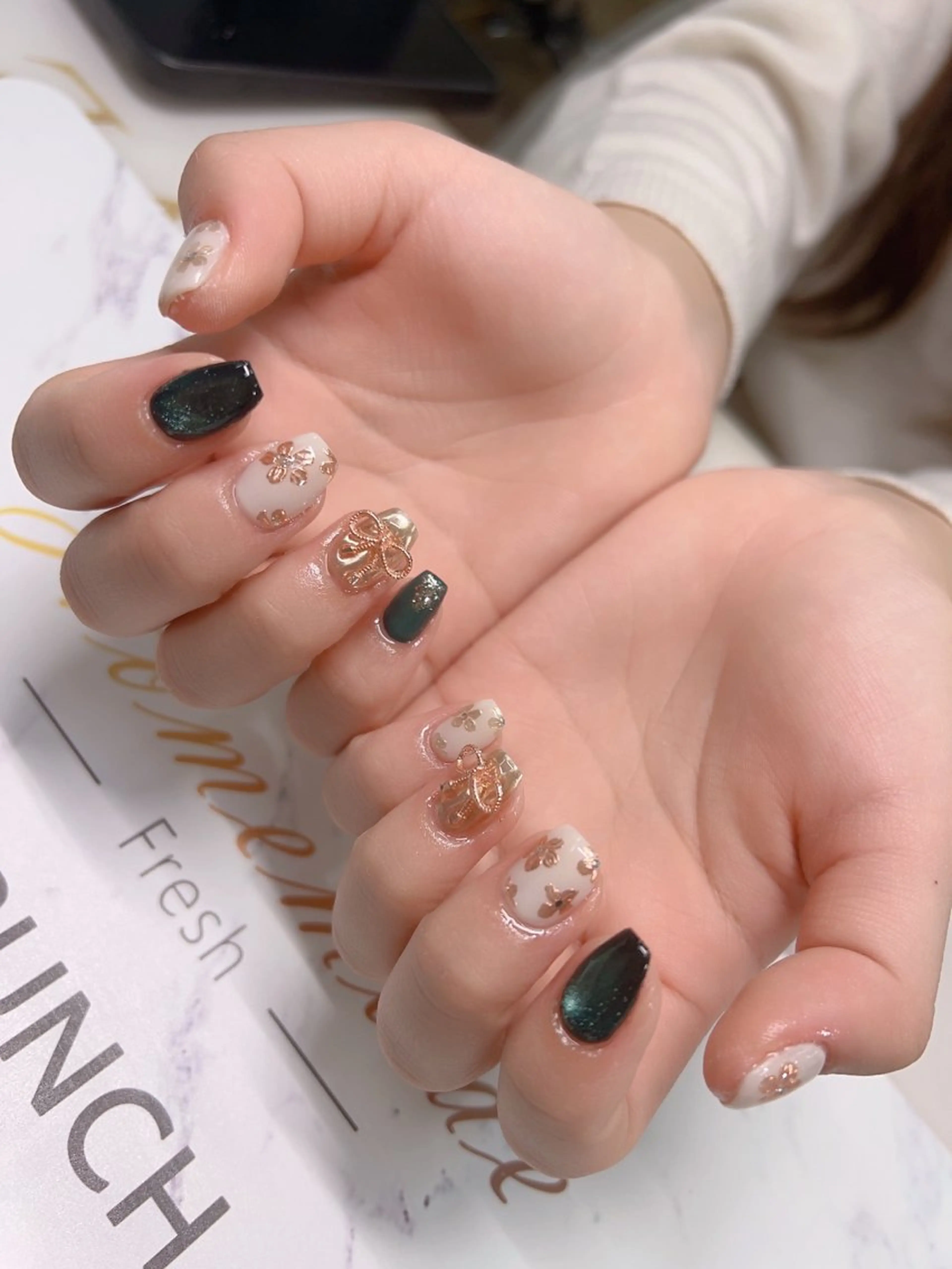 ネイル アートネイル クリアネイル フラッシュネイル フットネイル フレンチネイル インフィニティ ネイルサロンのネイルデザイン