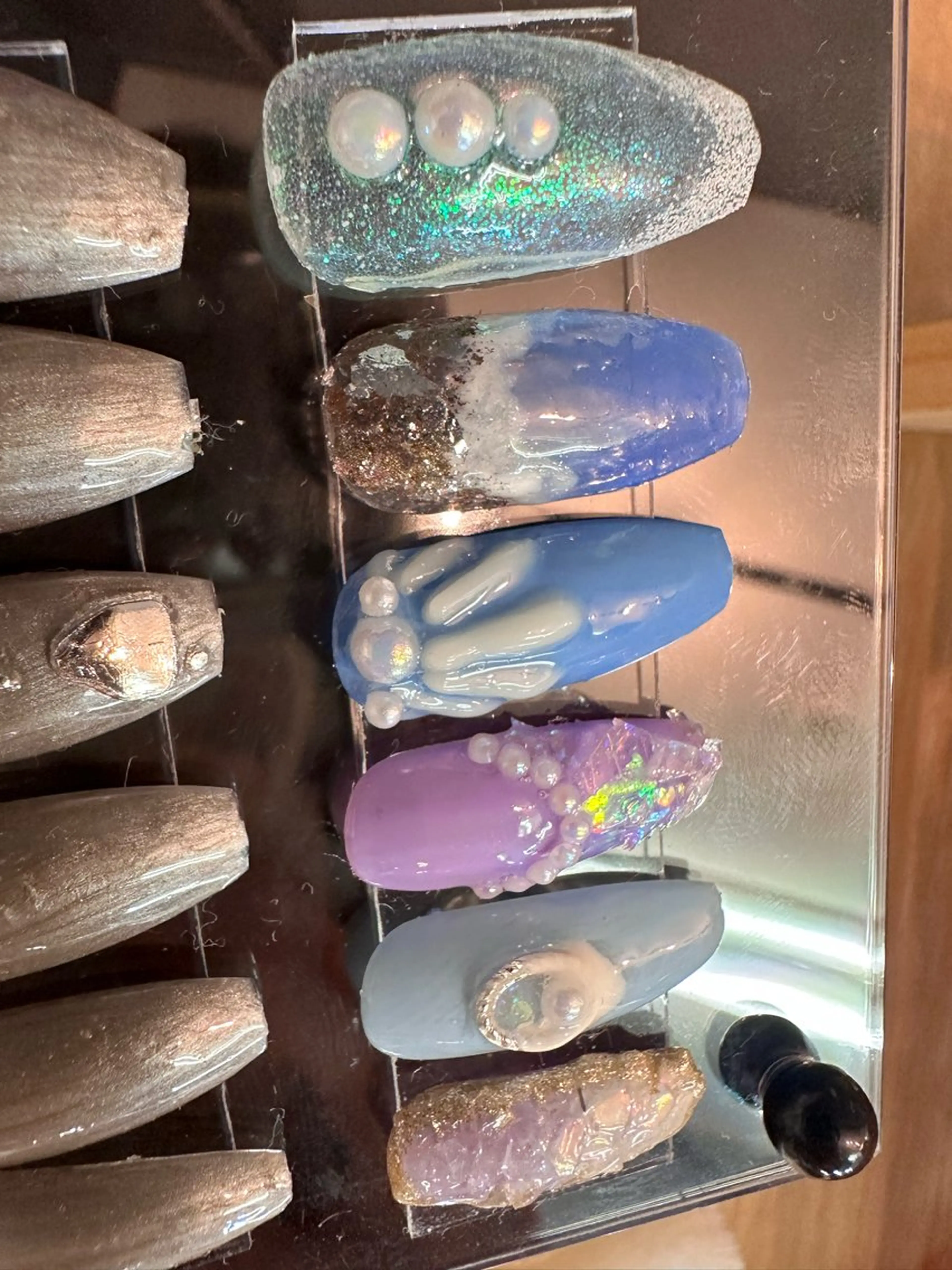 ネイル BROWS/ NAILSの眉毛・アイブロウイメージ