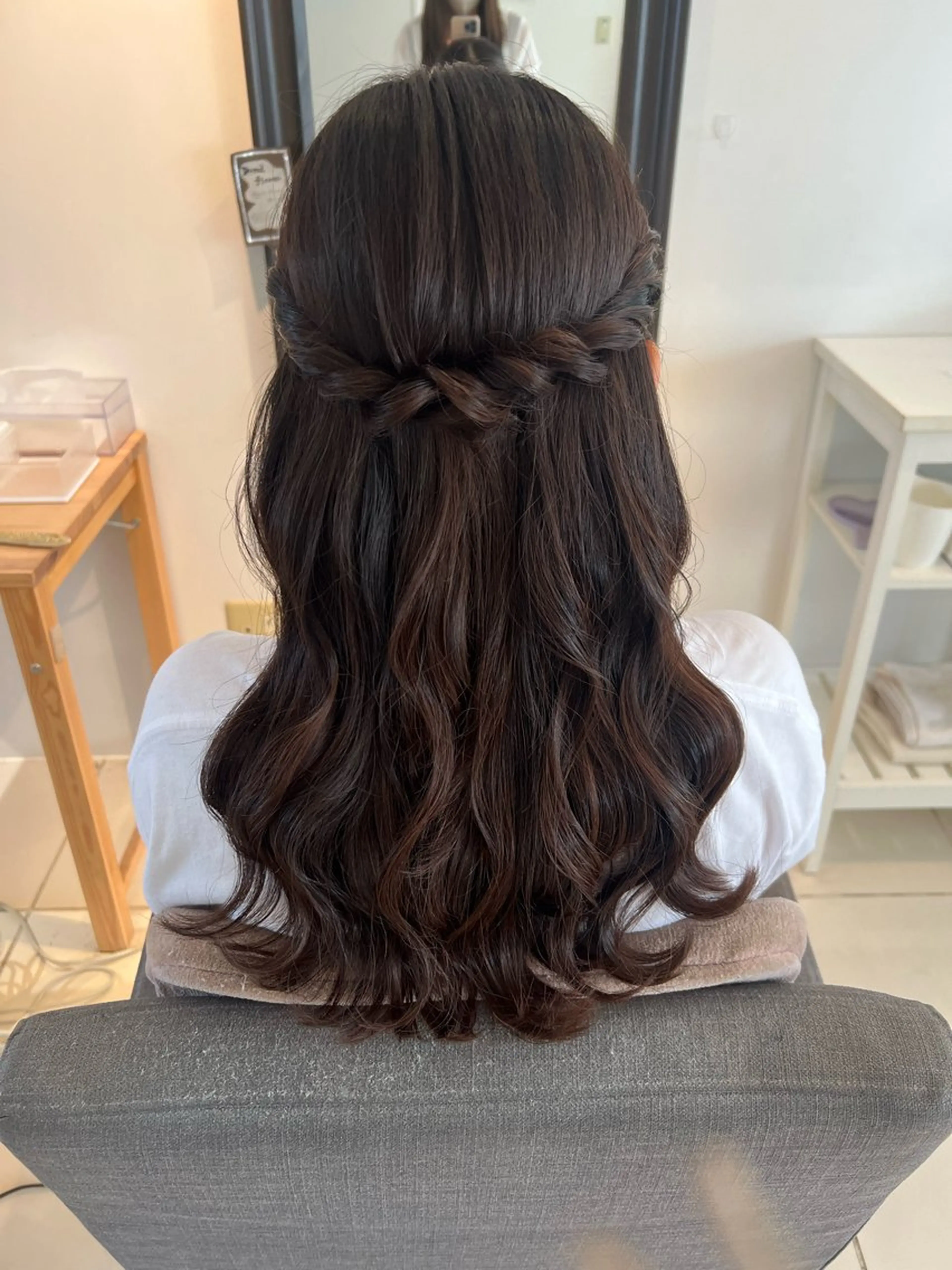 ヘアアレンジ ハーフアップ 大人可愛いヘアメイク 💋🧚‍♀️しずかのヘアスタイル