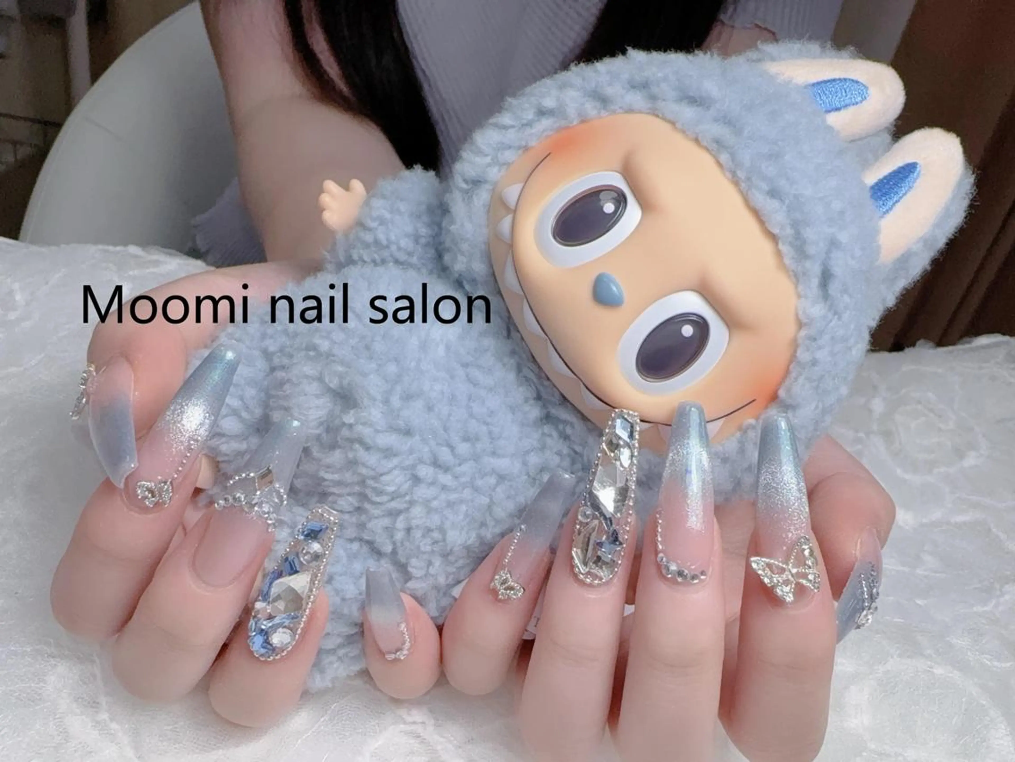 セミロング ハンドネイル 長さだし専門店 Moominのネイルデザイン