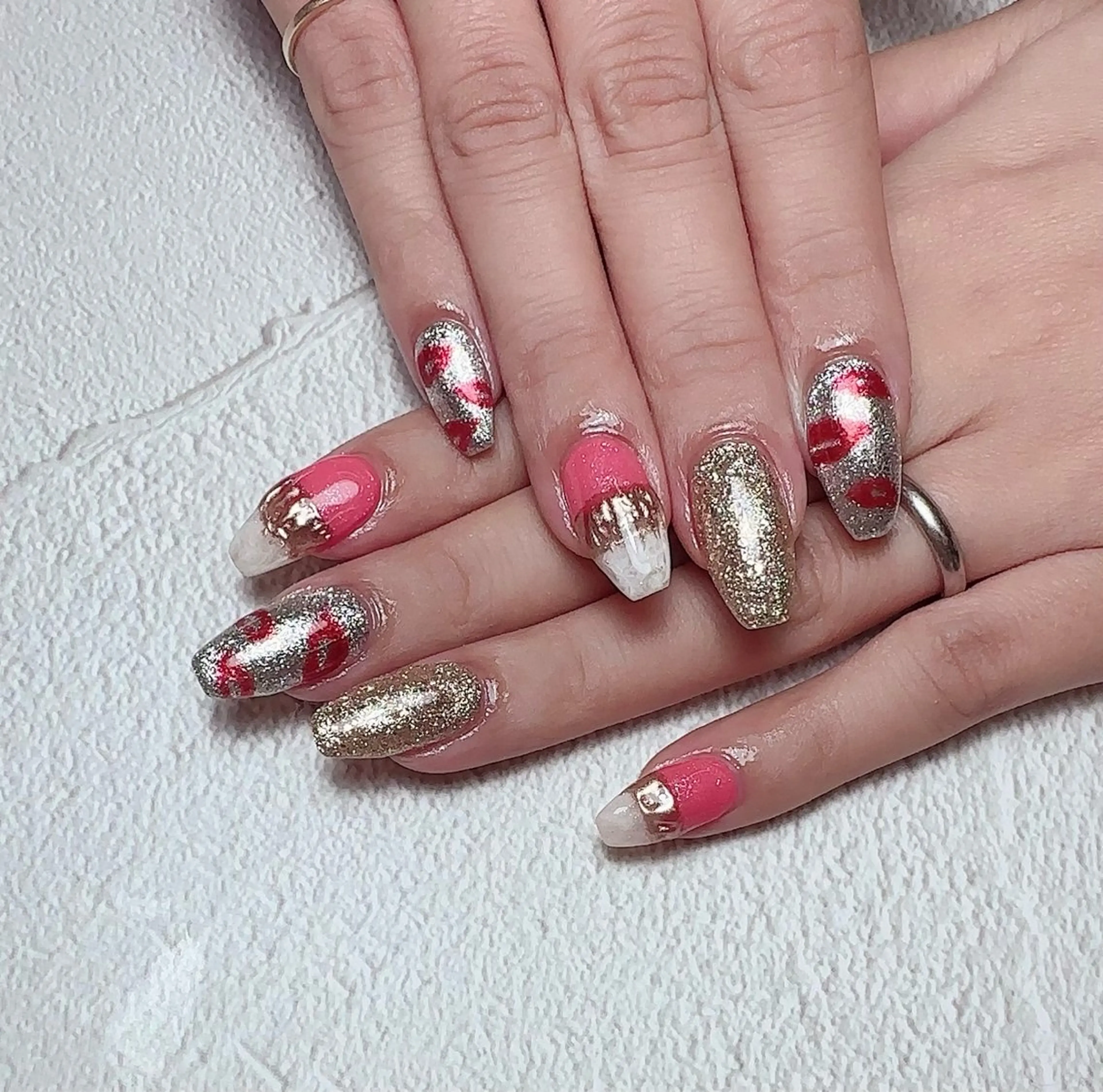 ネイル アートネイル ハート マグネットネイル 持ち込み ニュアンスネイル ハンドネイル Nailsalon Mimiy..♡のネイルデザイン