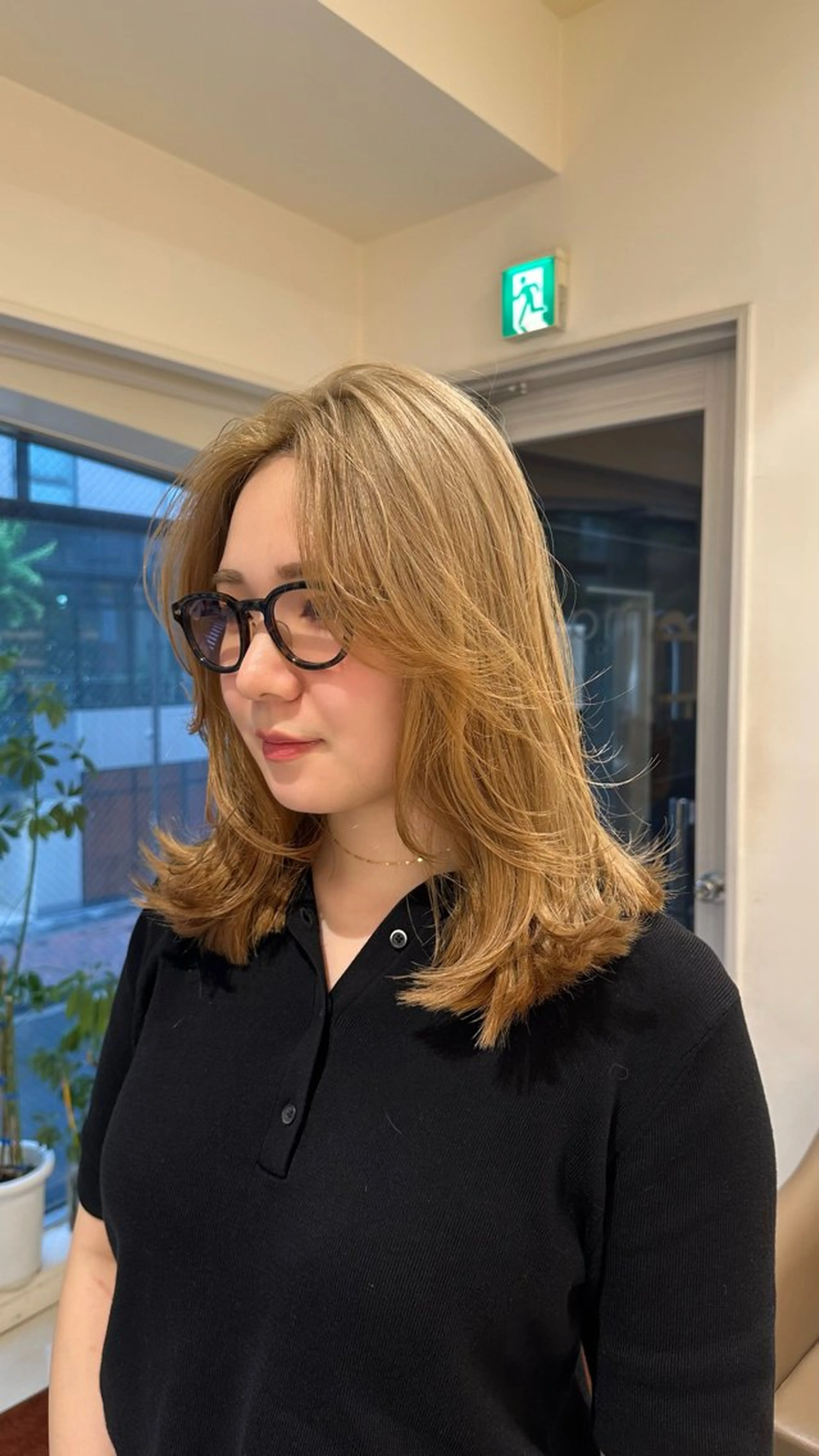 ミディアム 🤍ハイライト/ レイヤー/銀座🤍のヘアスタイル