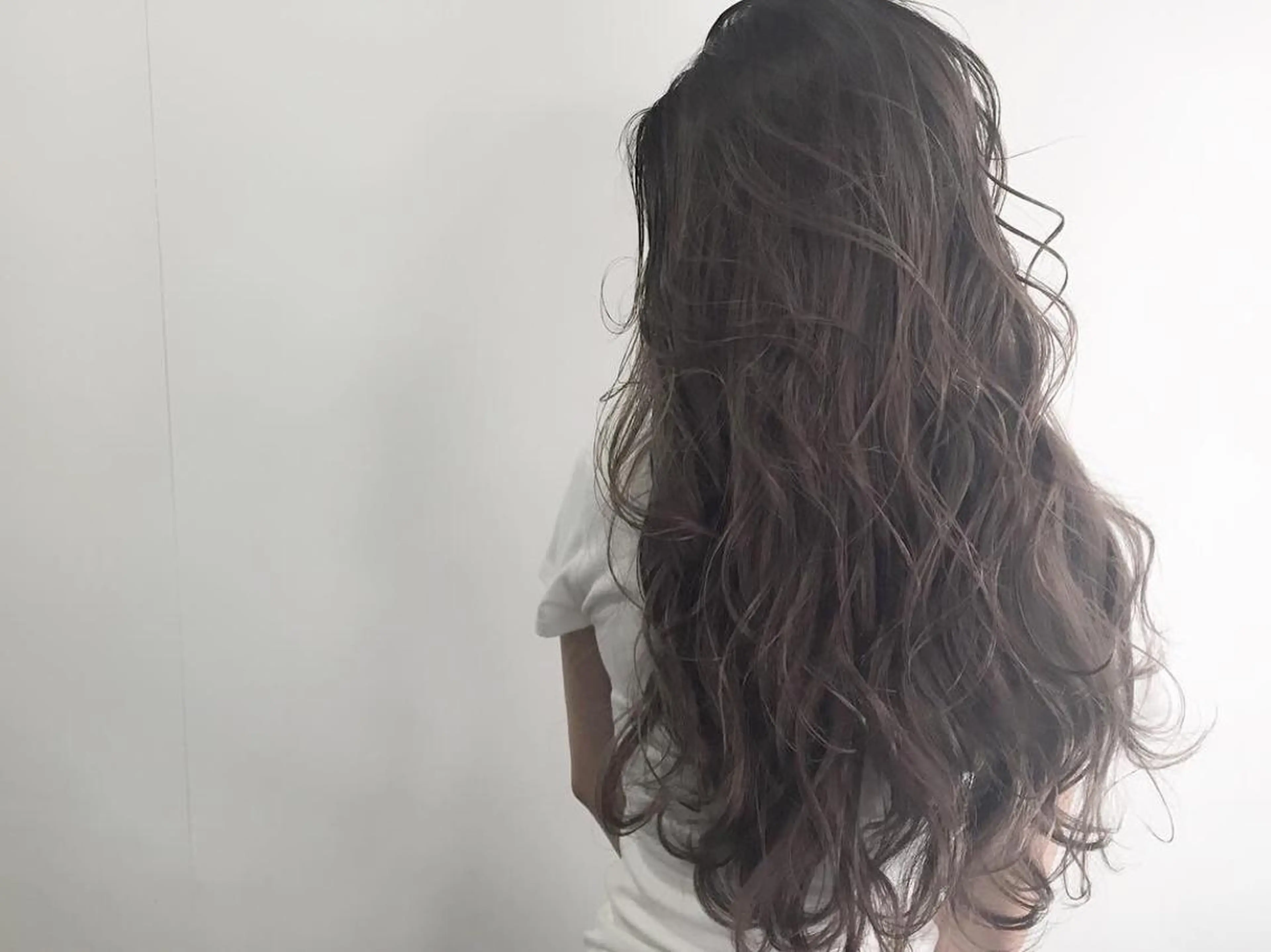 ロング カラー アッシュ beauty: beast 立町店のヘアスタイル