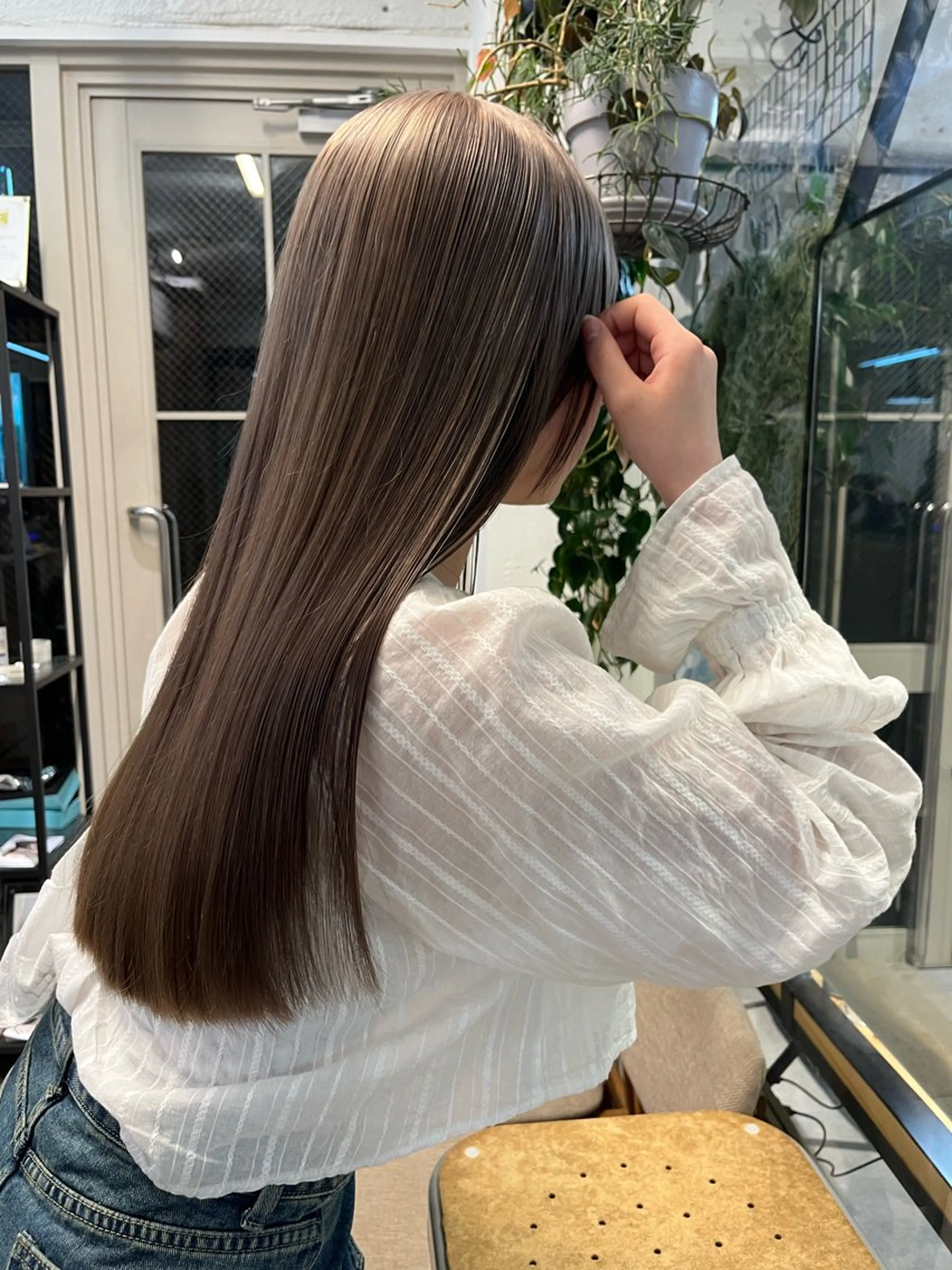 ロング カラー ベージュカラー ブリーチ ダブルカラー 赤み消しカラー/ ナチュラル/トモキのヘアスタイル
