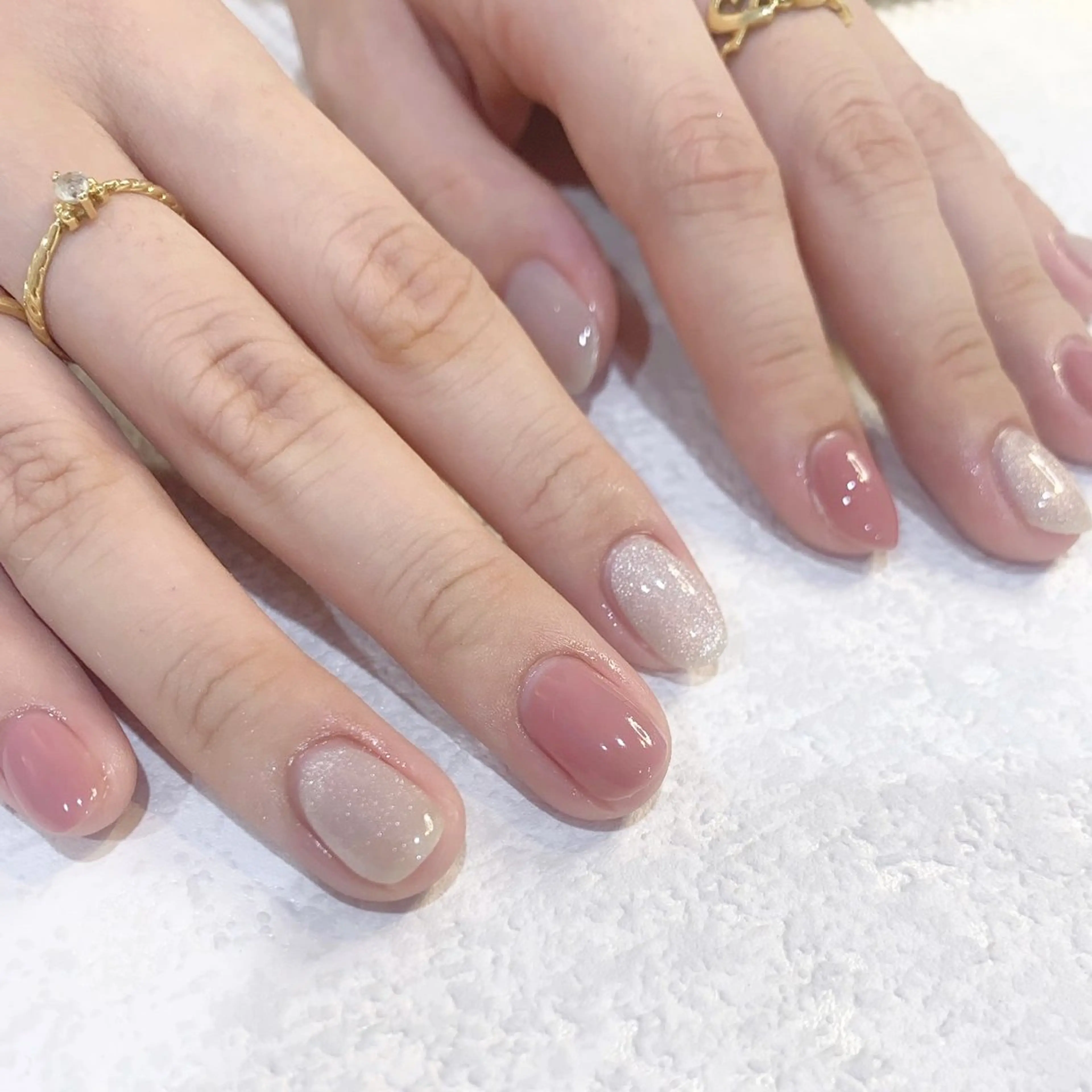 ネイル マグネットネイル パラジェルサロン 大人女性が通うサロンのネイルデザイン