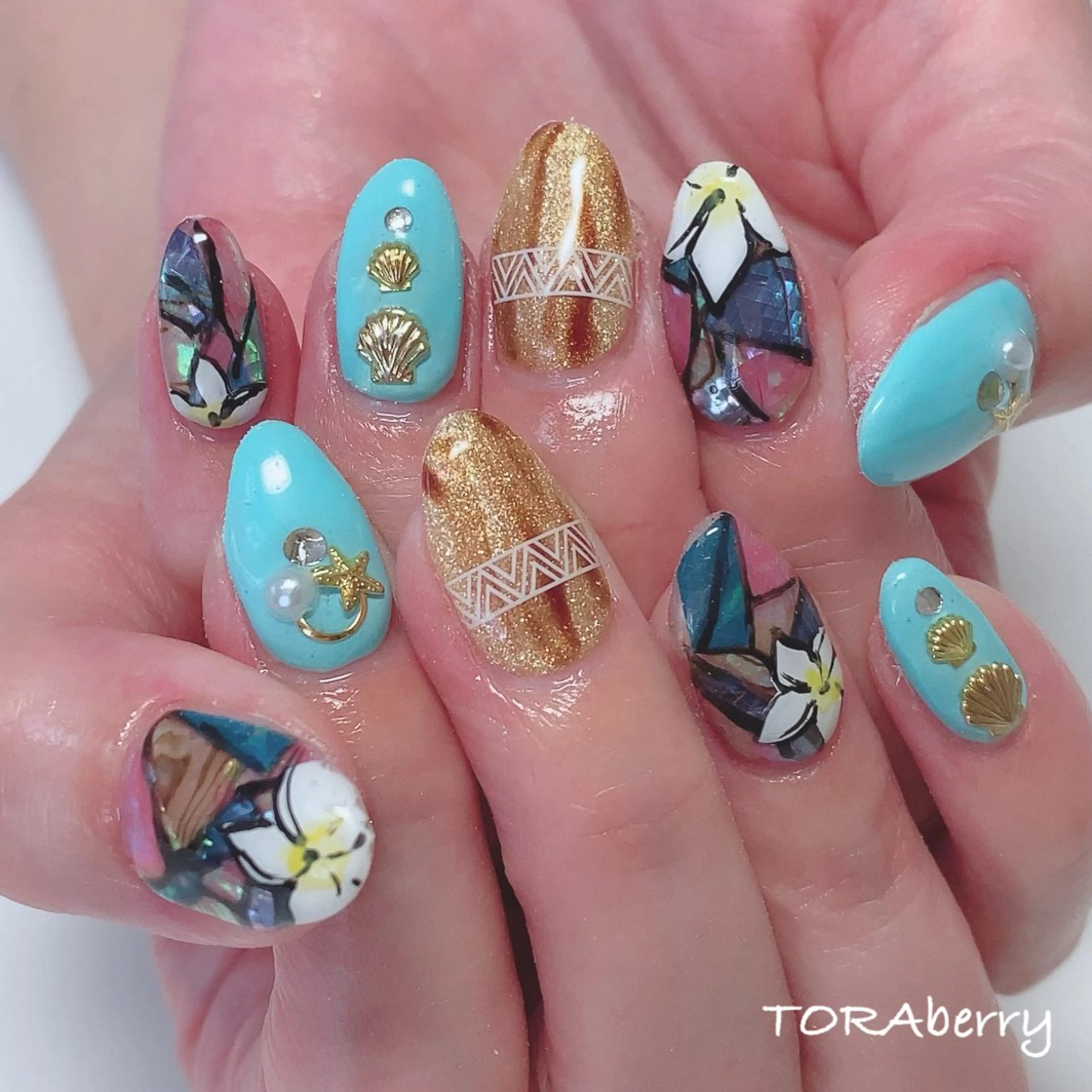 ネイル ハンドネイル ネイリスト なつみのネイルデザイン