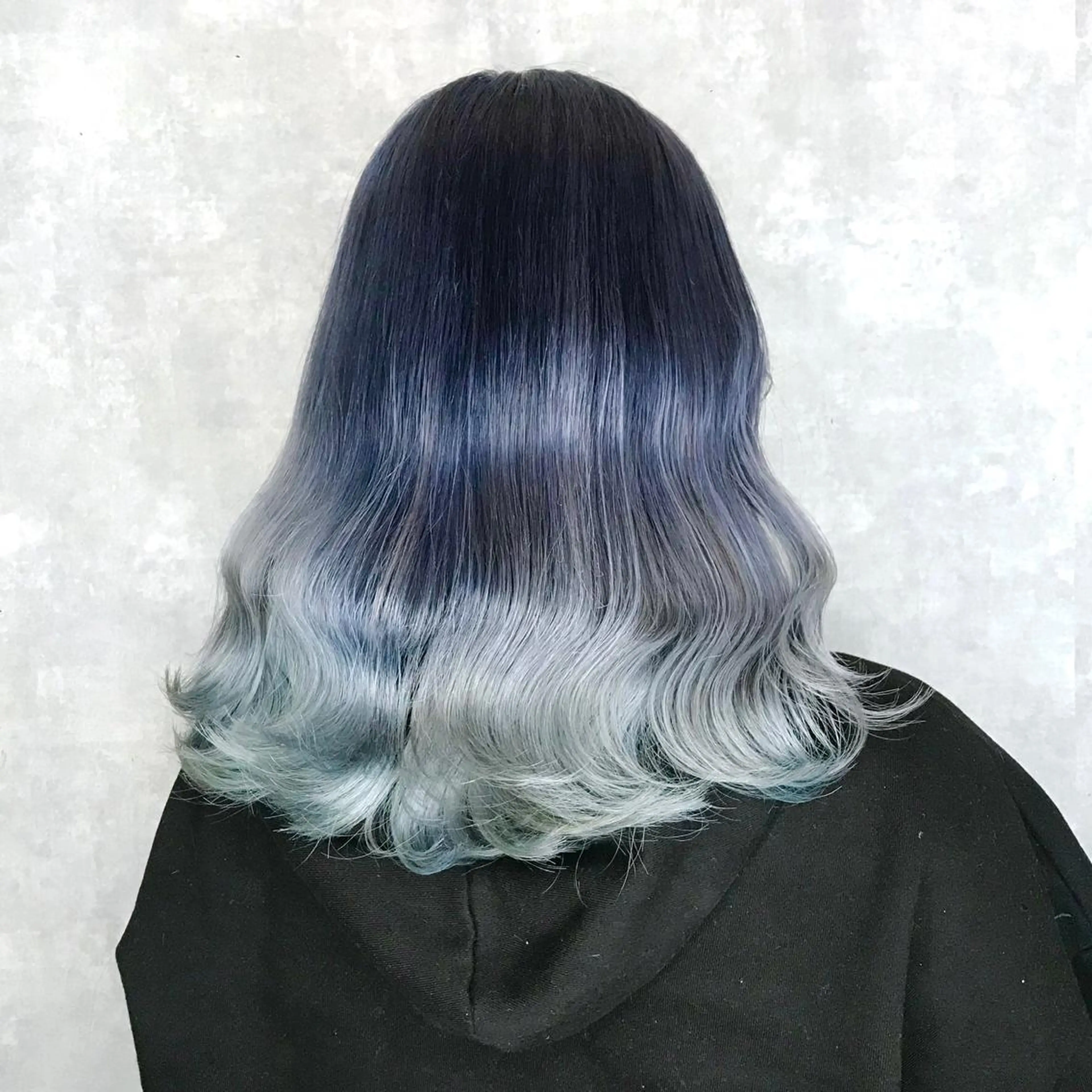 ミディアム カラー ブリーチ グラデーションカラー タンバルモリ ヨシンモリ ムルギョル巻き サロウィン所属・K-POP好き美容師 🇰🇷Kai.Yのヘアスタイル