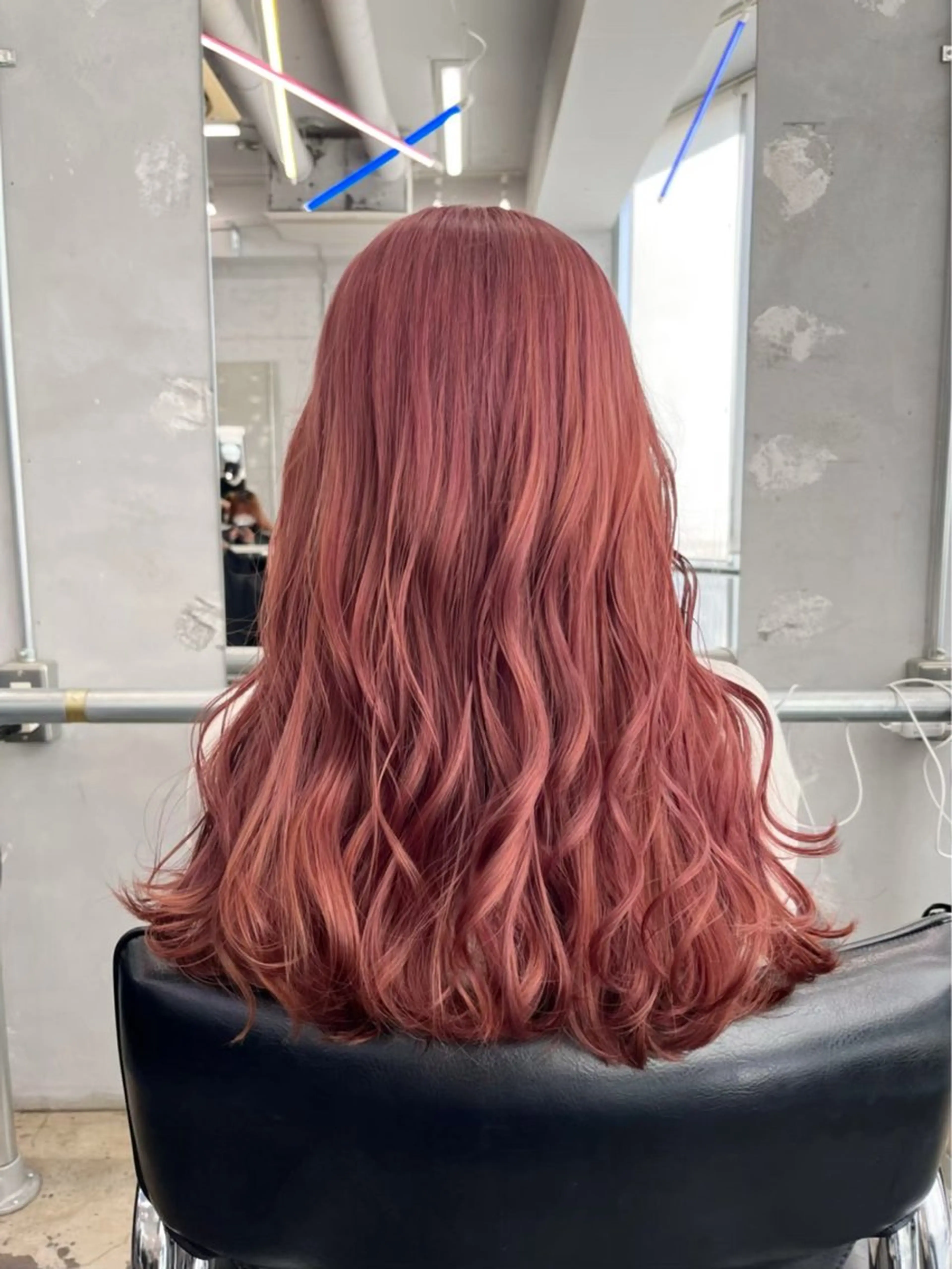 セミロング カラー ヘアアレンジ 海外/ハイトーン🪽 ☯️ami☯️のヘアスタイル