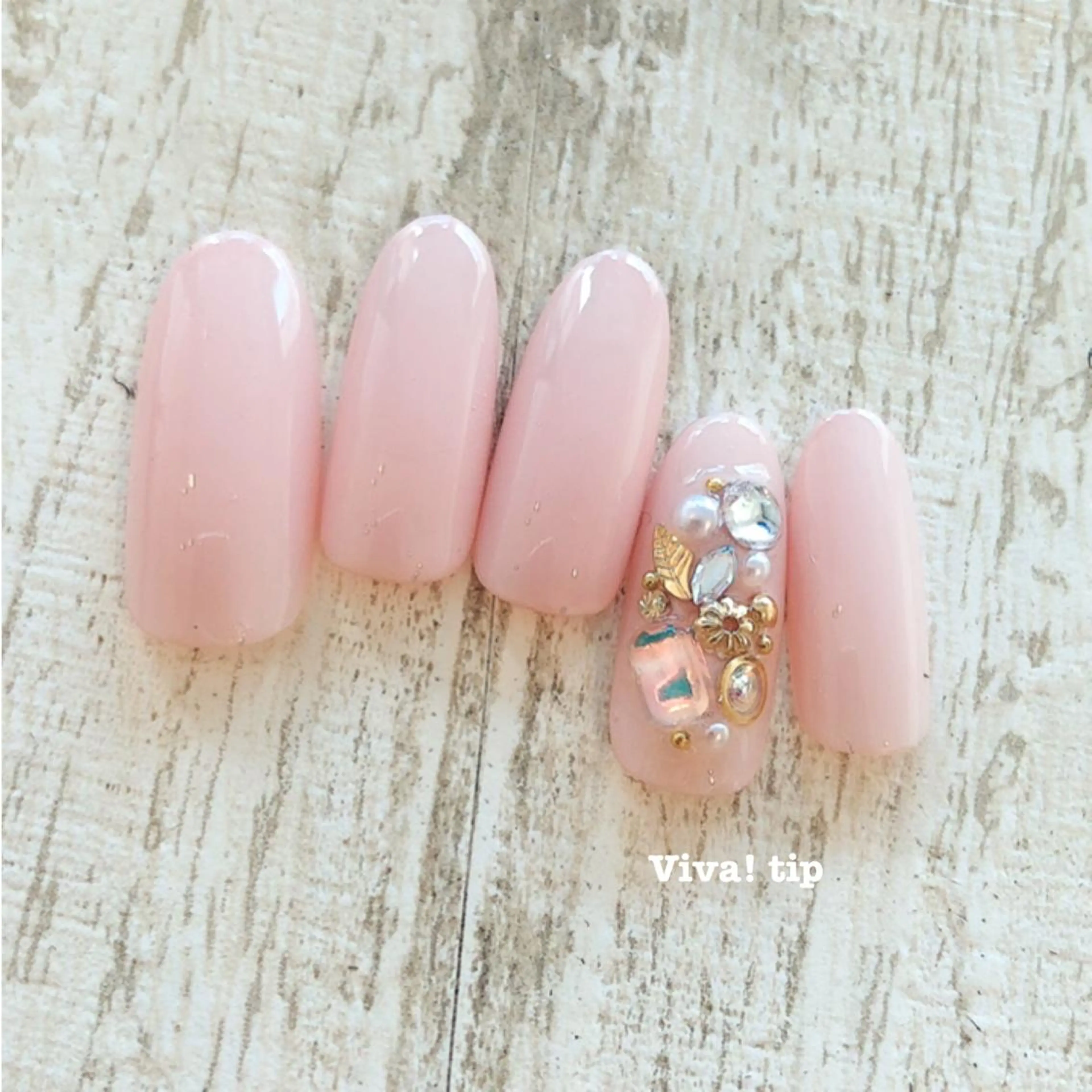 ネイル Viva!tip ビバティップネイルのネイルデザイン