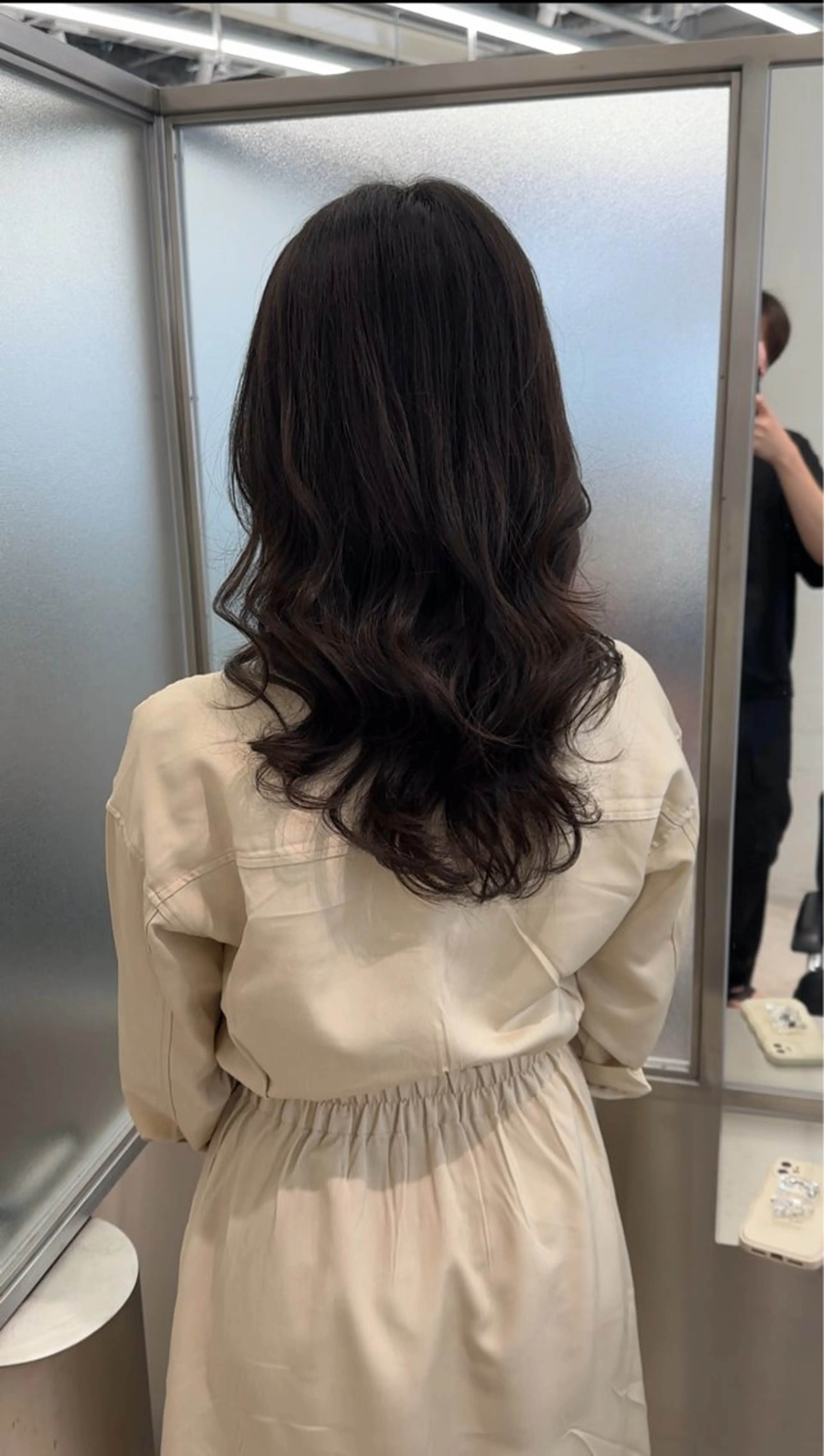 ミディアム パーマ ARMONY大阪店 コテ巻き風パーマのヘアスタイル