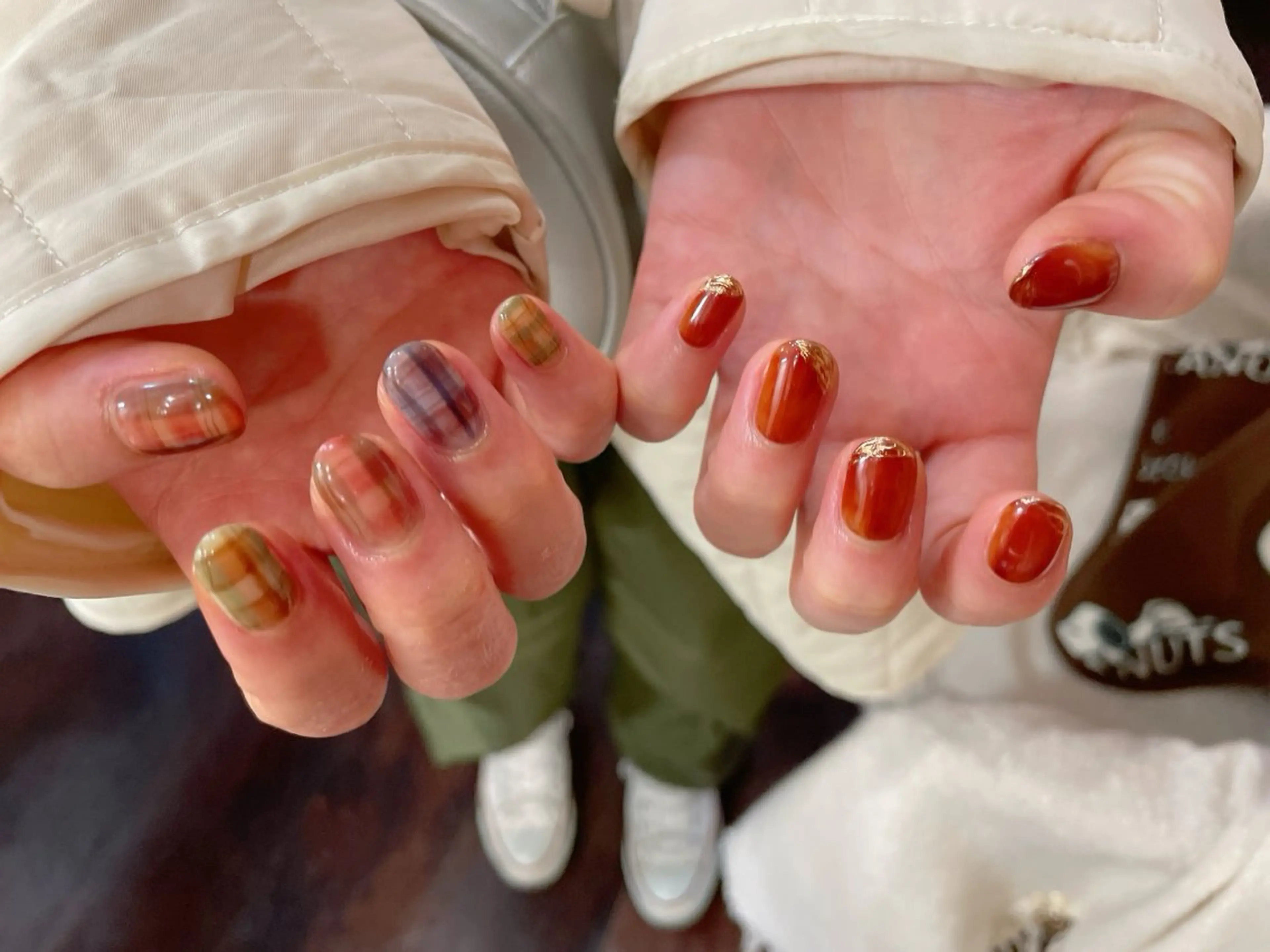 ネイル オーロラネイル フラワーネイル ジェルネイル ハート マグネットネイル nailroom OHANA🌴のネイルデザイン