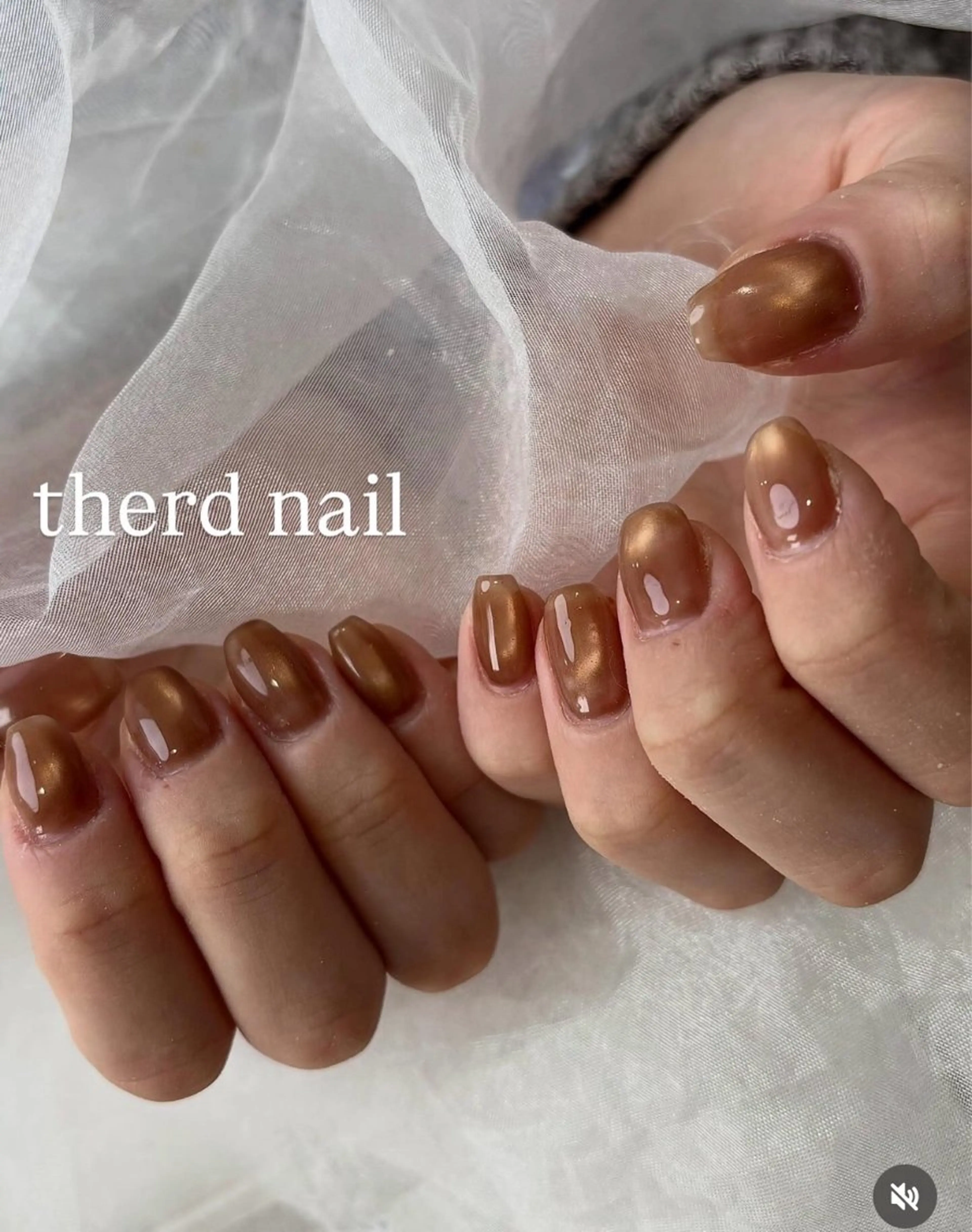 ネイル マグネットネイル thred HONOKAのネイルデザイン