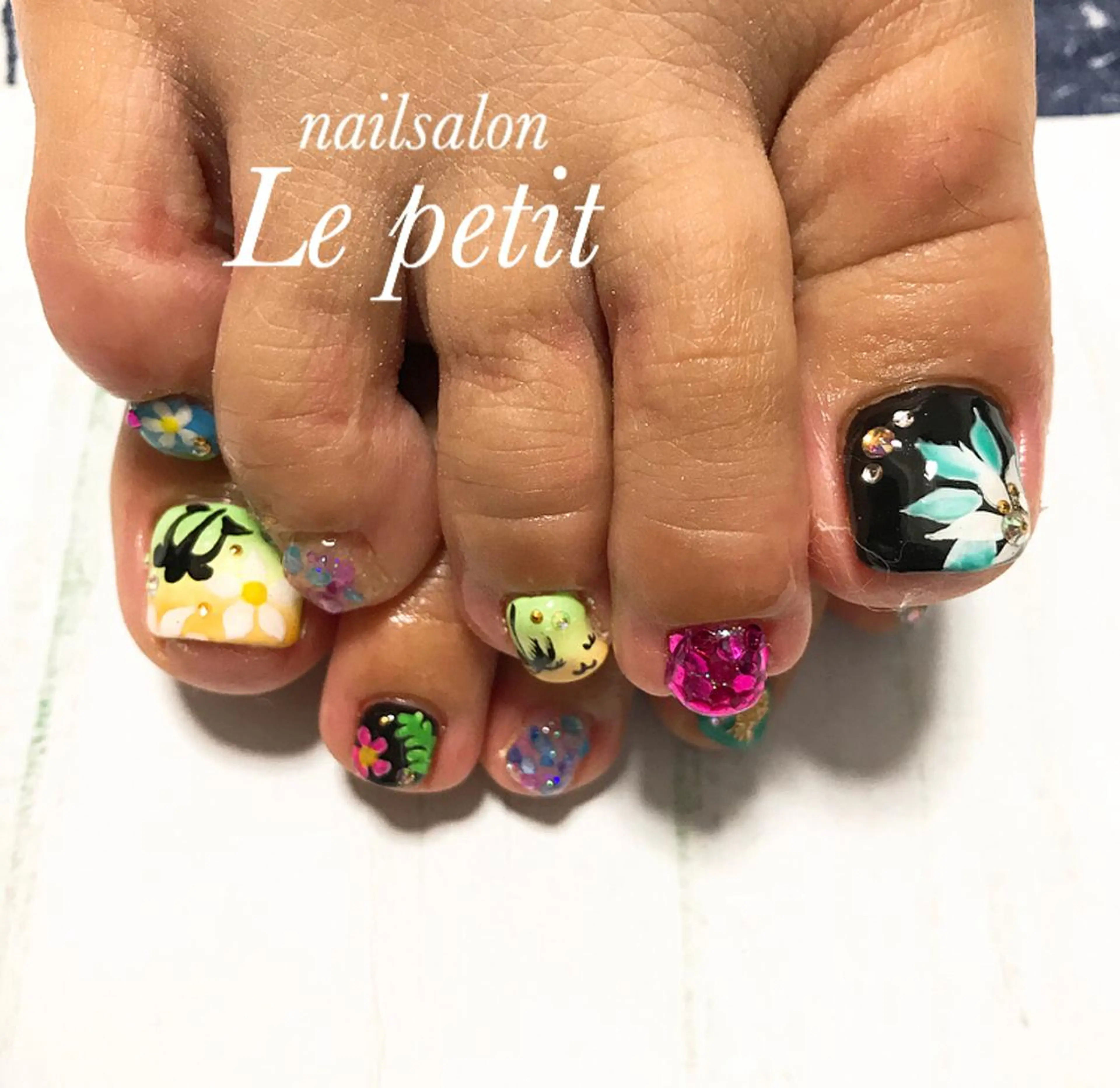 ネイル 石野 広佳のネイルデザイン