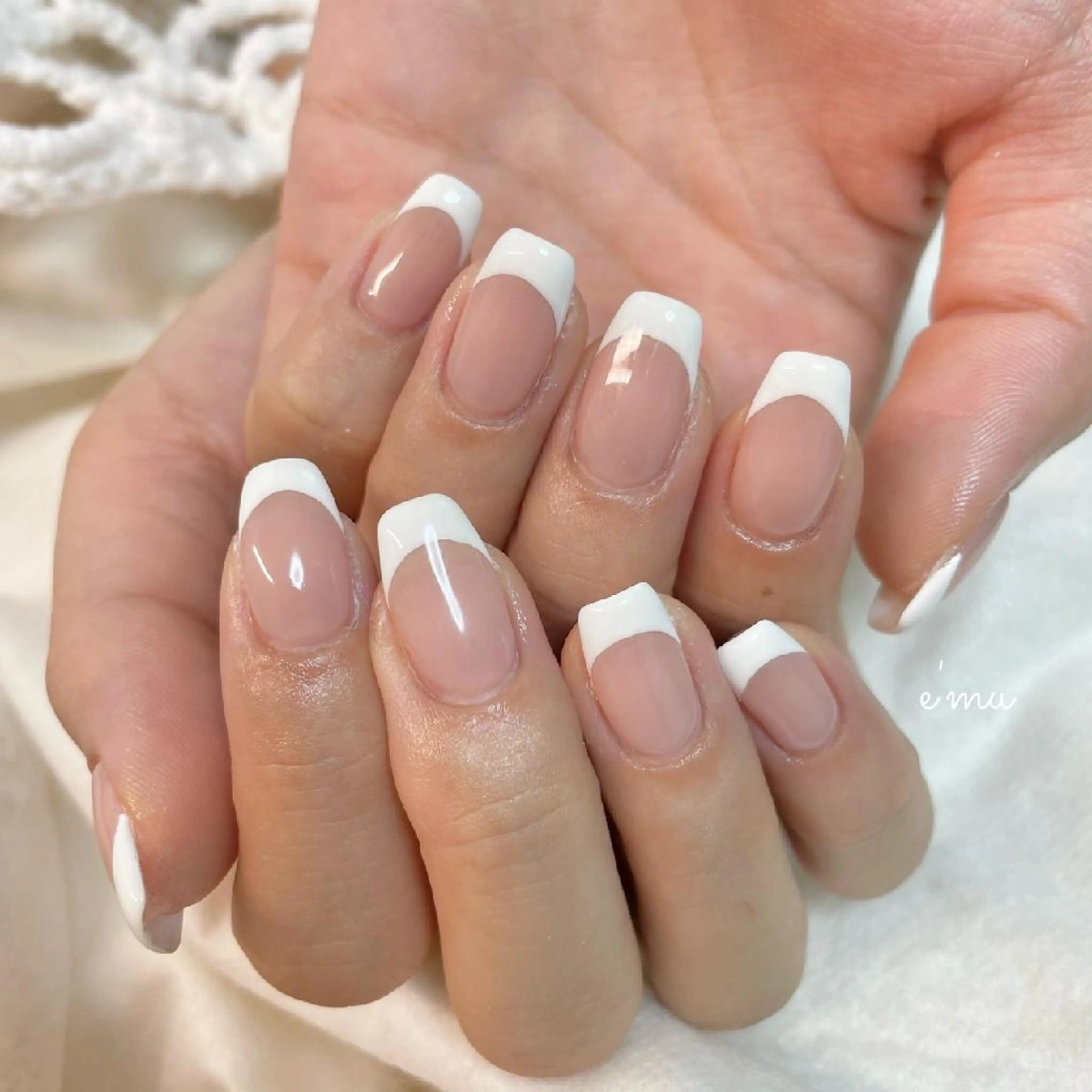 ネイル フレンチネイル ハンドネイル nail salon e'mu💐のネイルデザイン