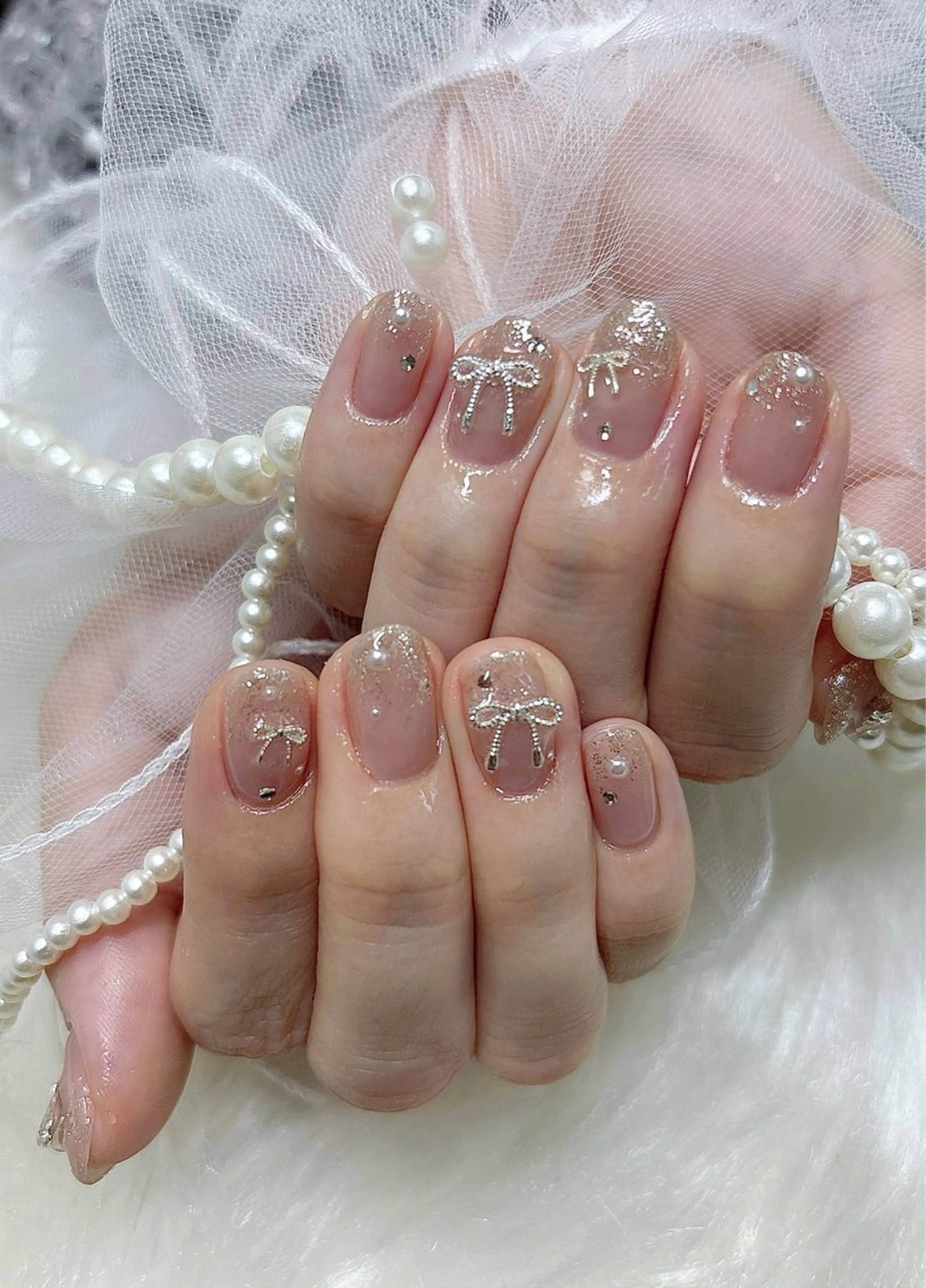 ネイル ハンドネイル ☁️ ゆい 🧸💛のネイルデザイン