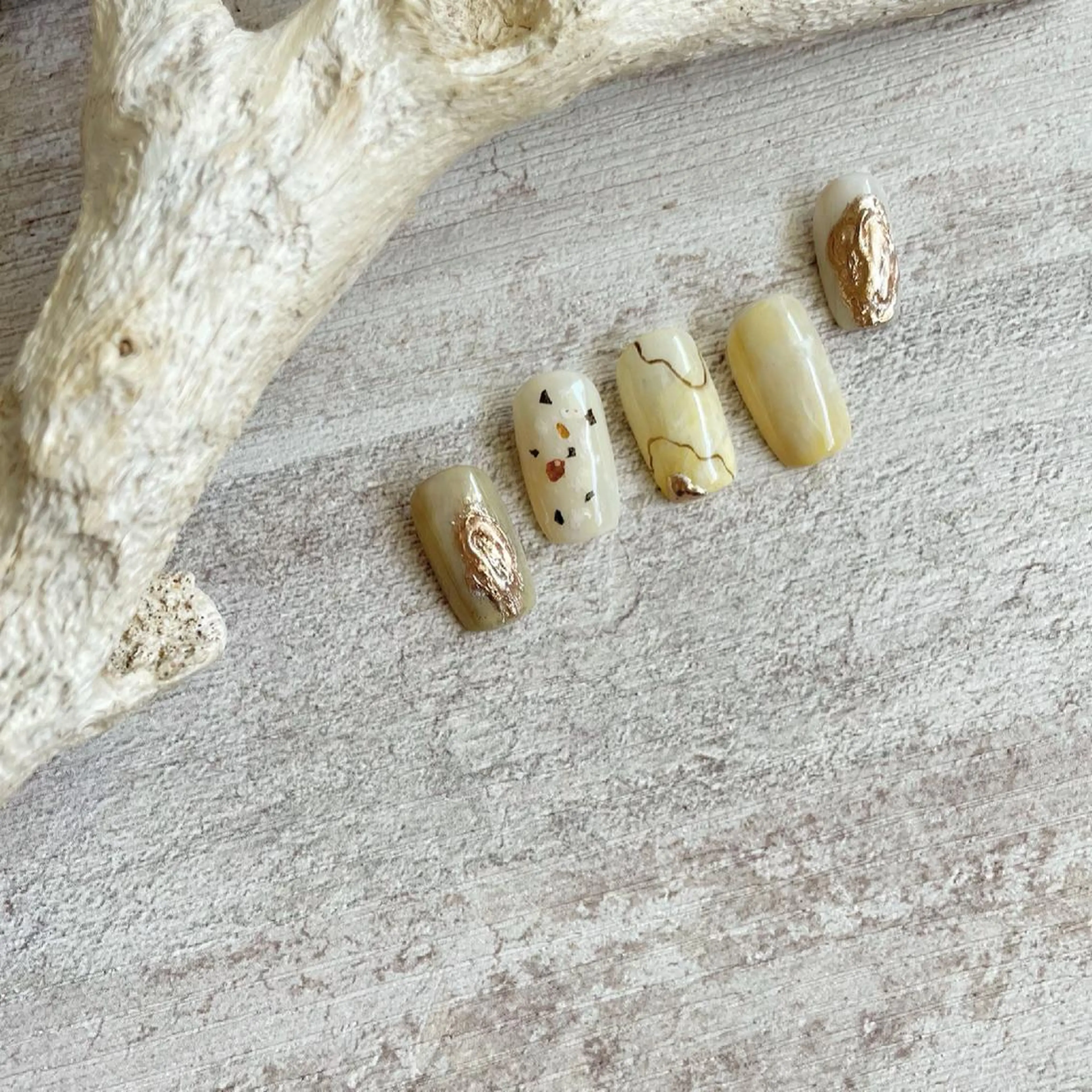 ネイル ニュアンスネイル Radia bykaonailsのネイルデザイン